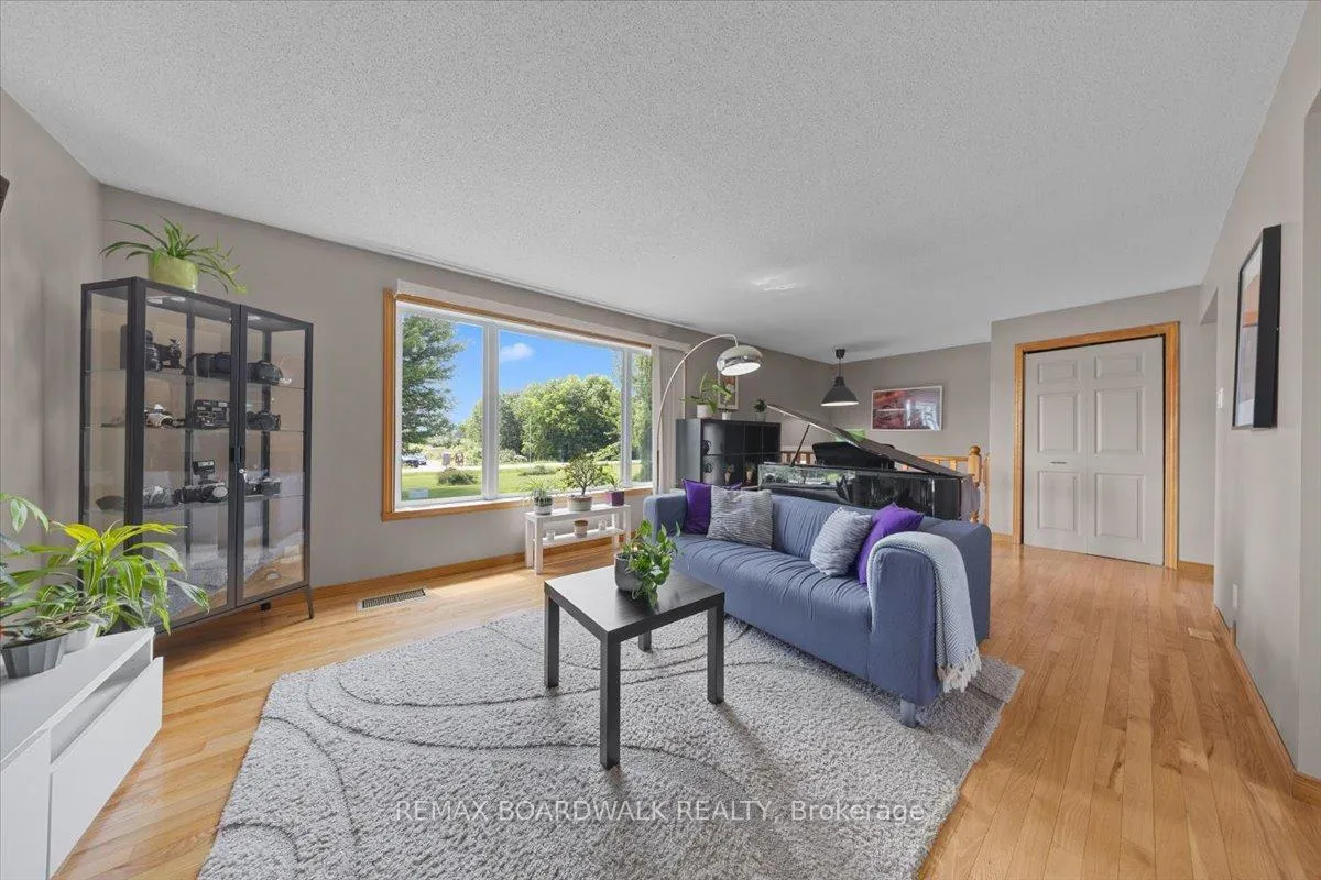 Photo 6 of 1262 Ford Road, Beckwith, Beckwith Twp — HOMEH