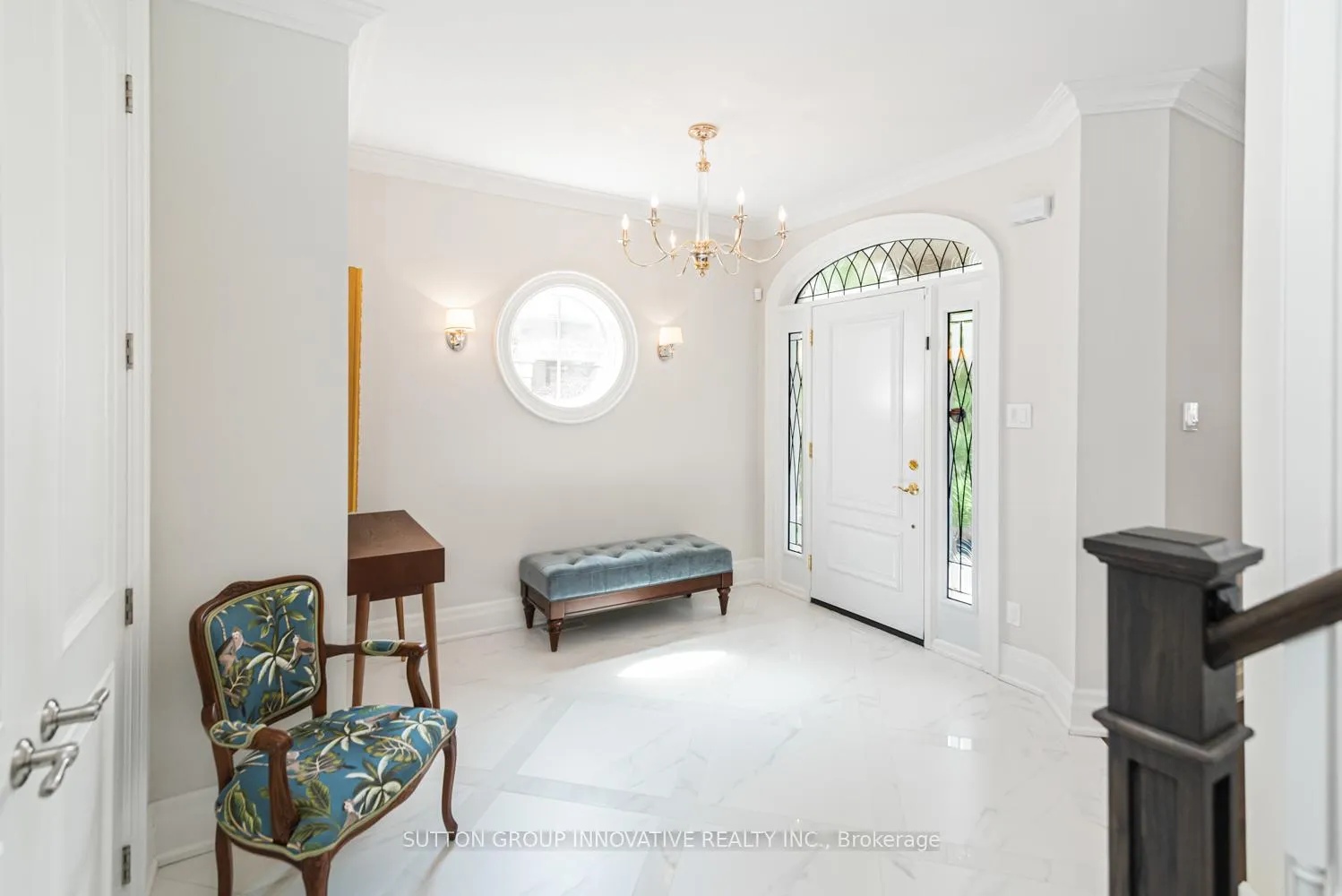 Photo 4 of 178 Valmont Court, Hamilton, Ancaster — HOMEH