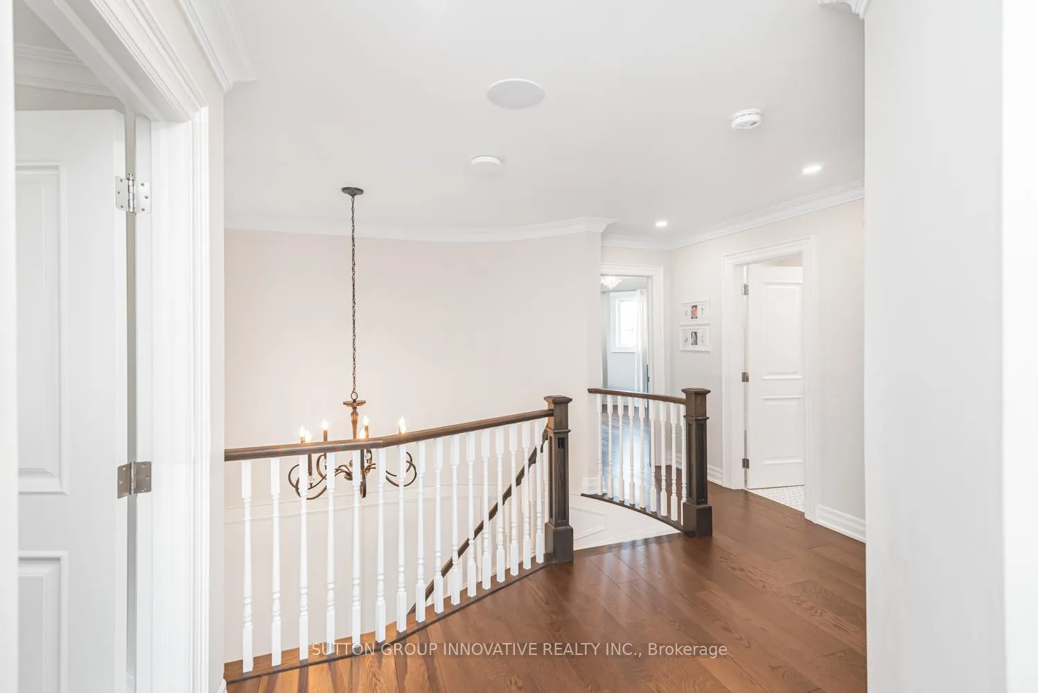 Photo 21 of 178 Valmont Court, Hamilton, Ancaster — HOMEH