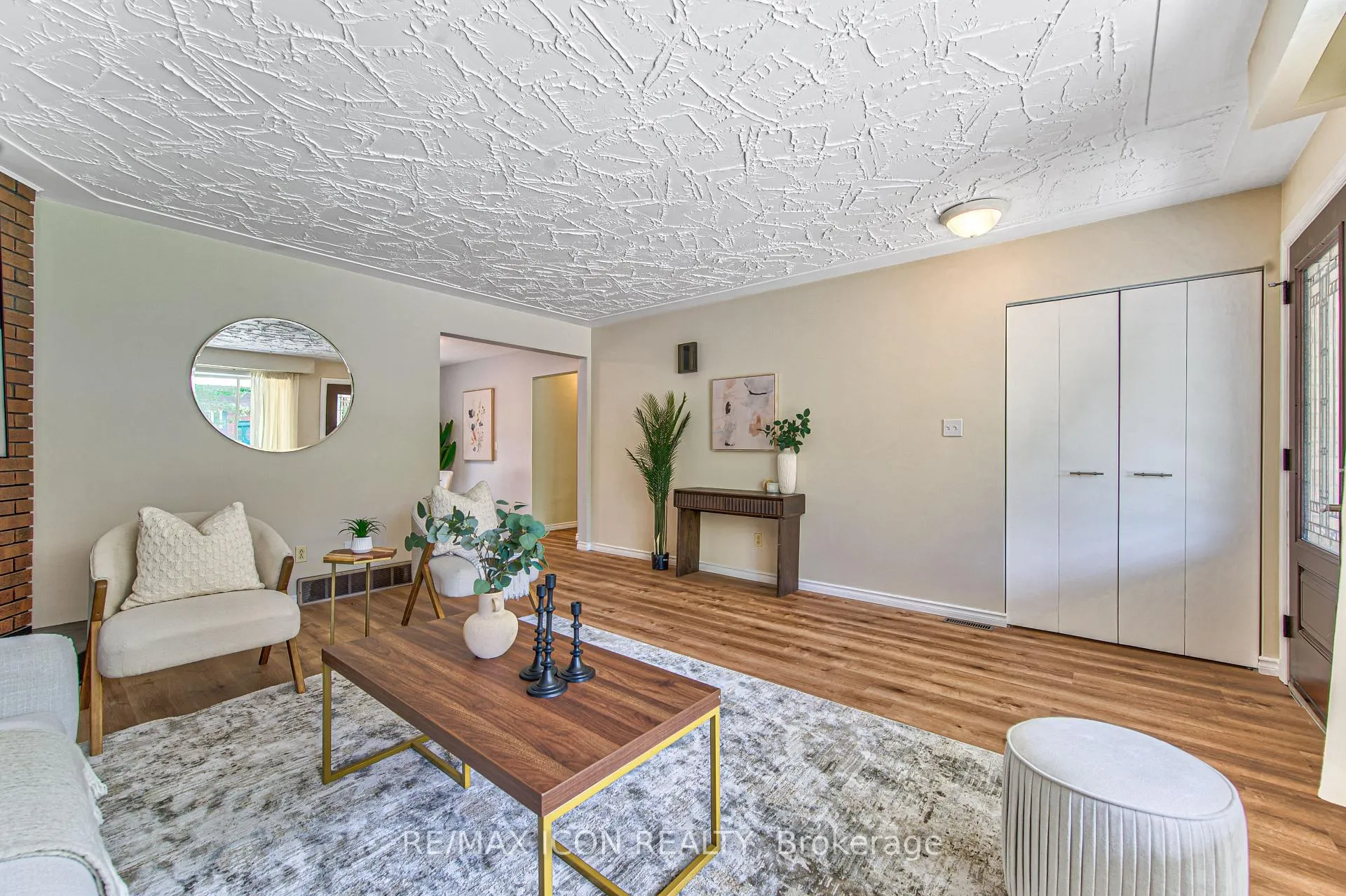 Photo 16 of 598 Glen Forrest Boulevard, Waterloo — HOMEH