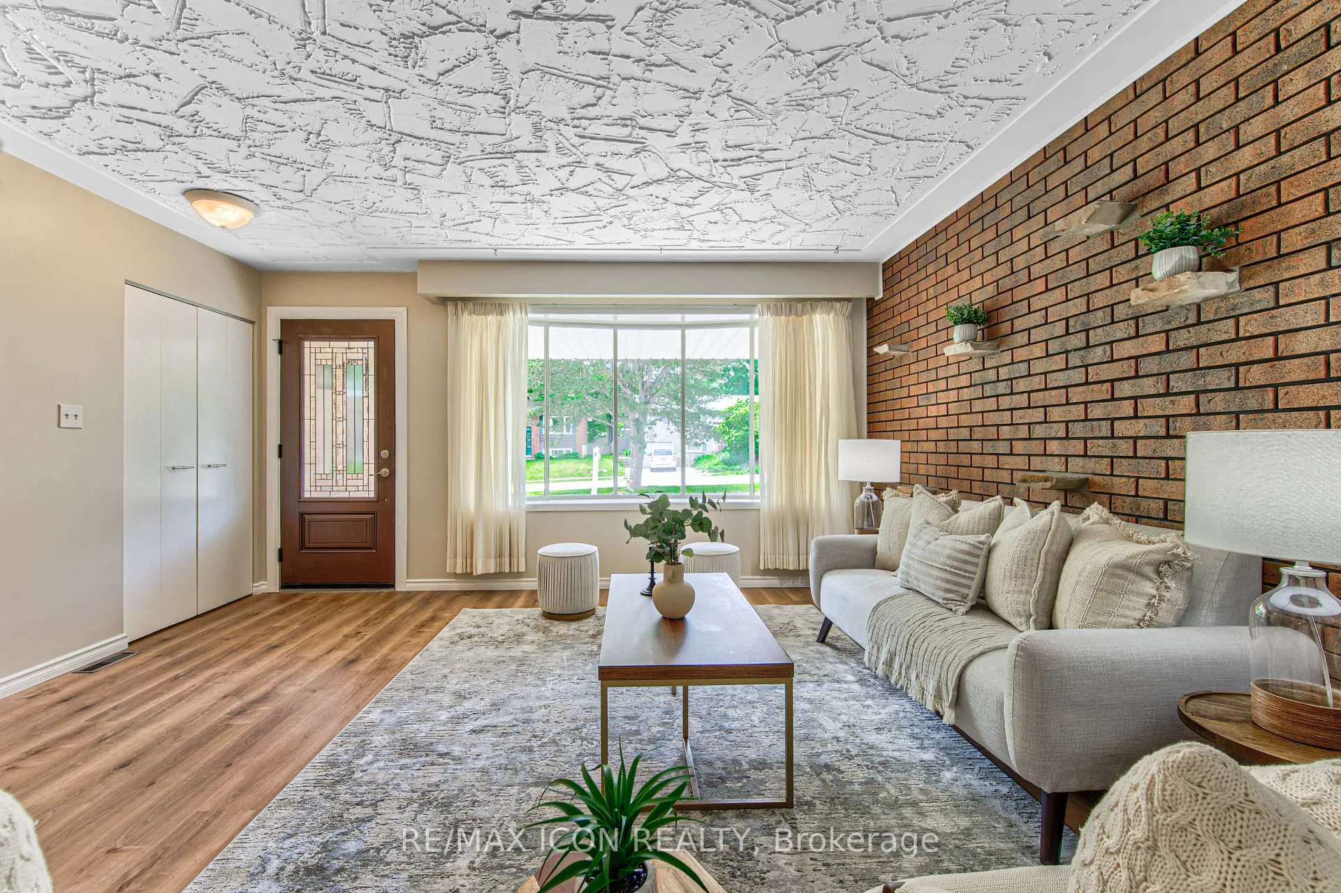Photo 18 of 598 Glen Forrest Boulevard, Waterloo — HOMEH