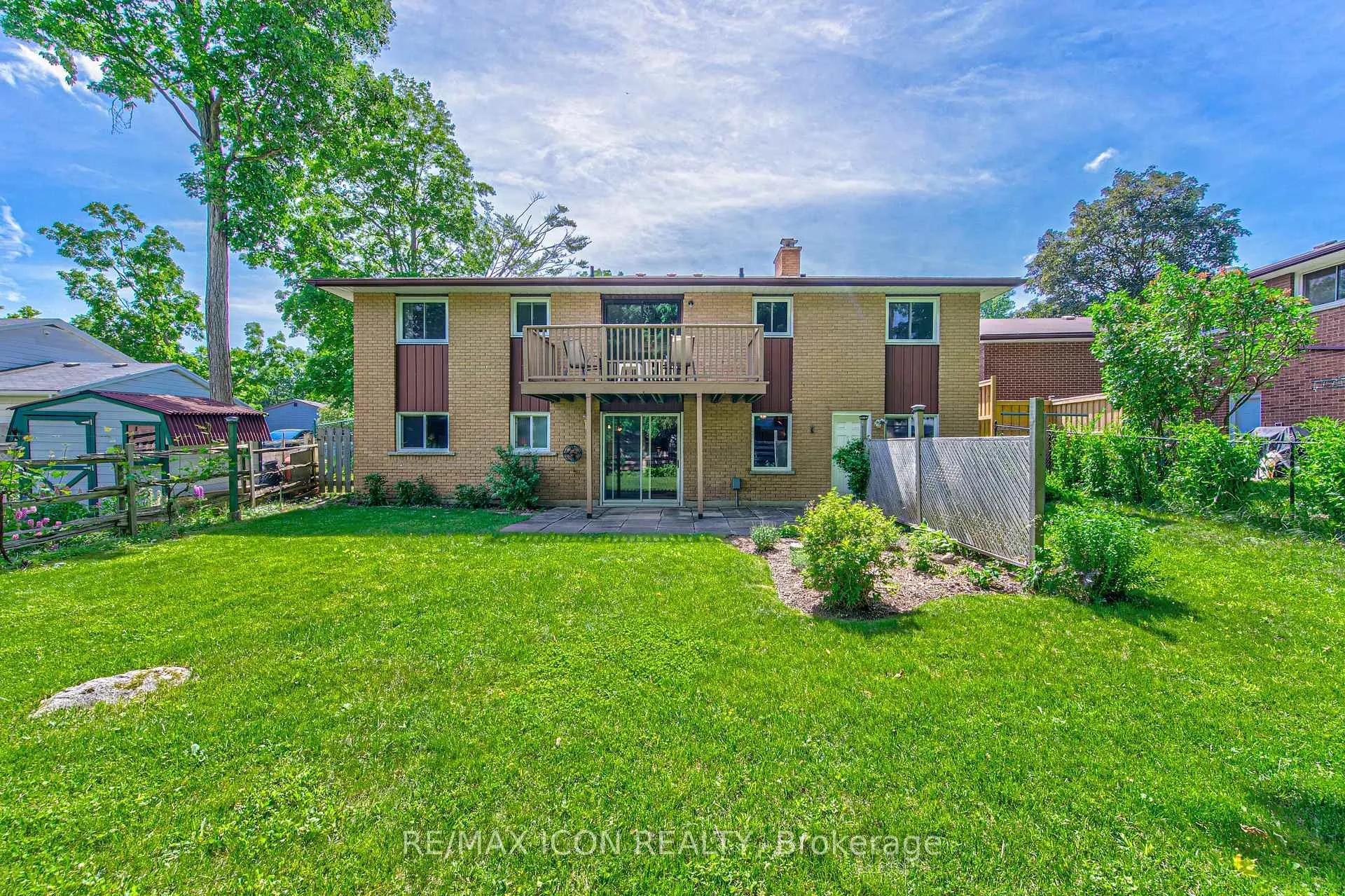 Photo 48 of 598 Glen Forrest Boulevard, Waterloo — HOMEH