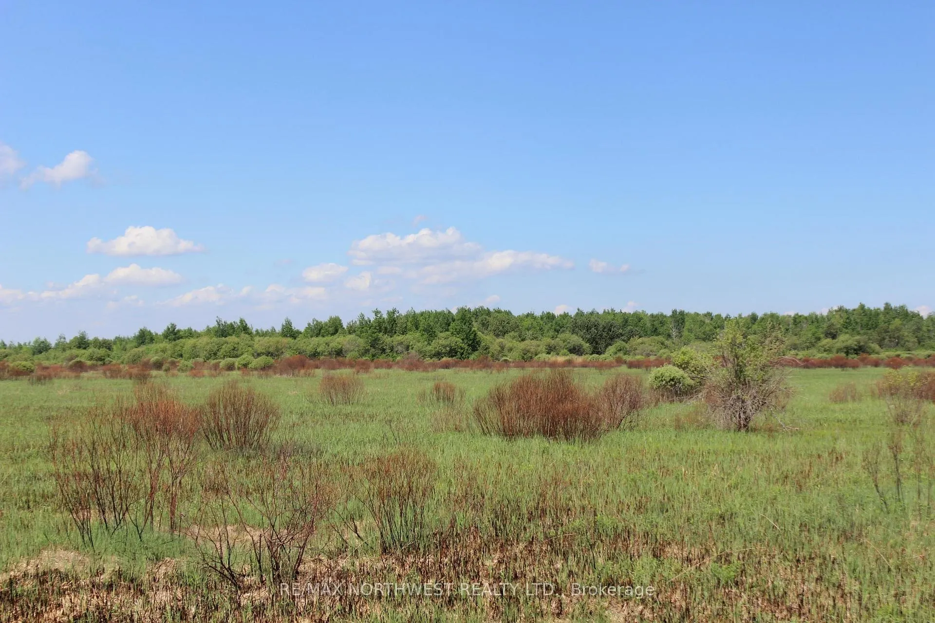 Photo 9 of SE 1/4 SEC 21 Hwy 600, Dawson — HOMEH