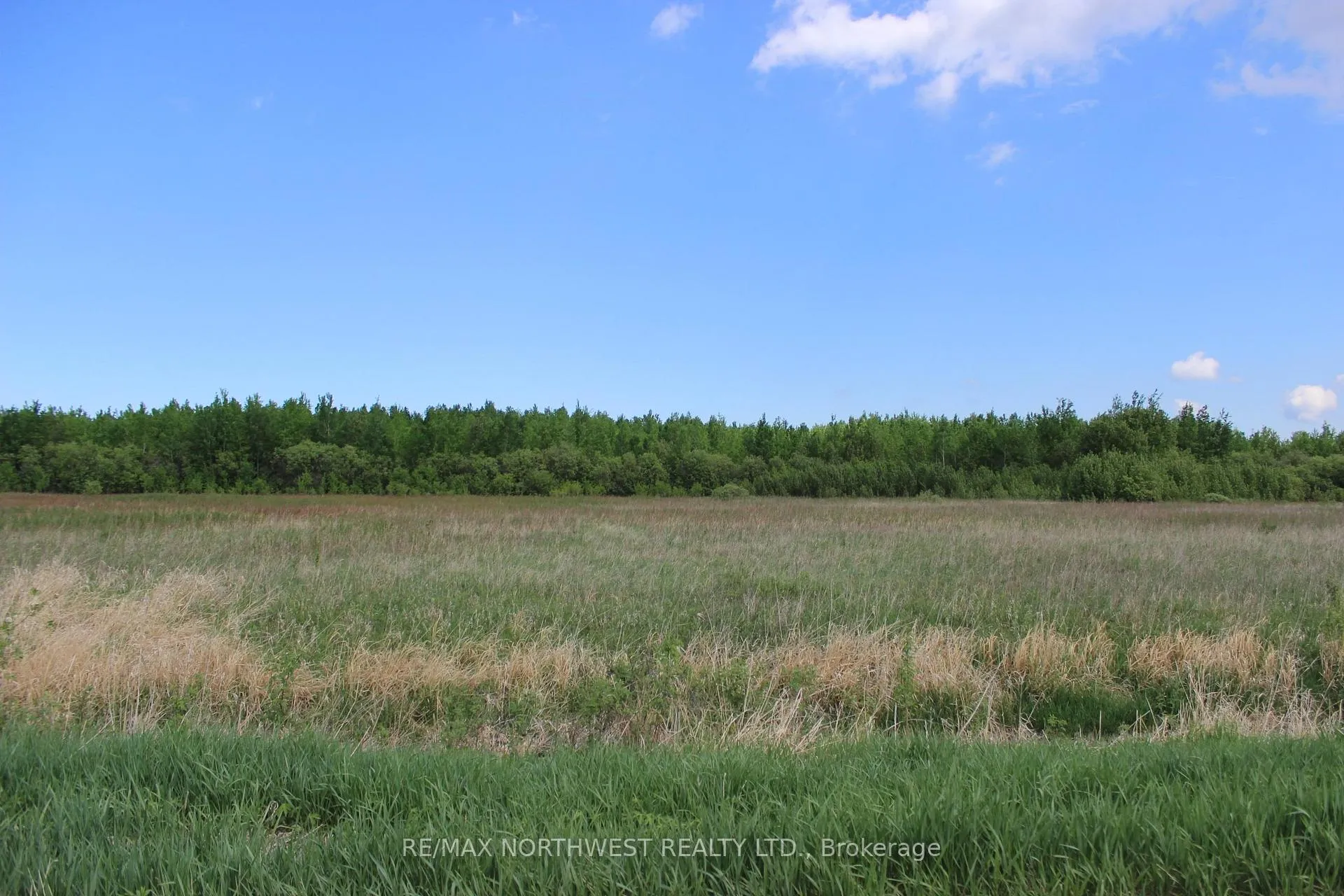 Photo 14 of SE 1/4 SEC 21 Hwy 600, Dawson — HOMEH
