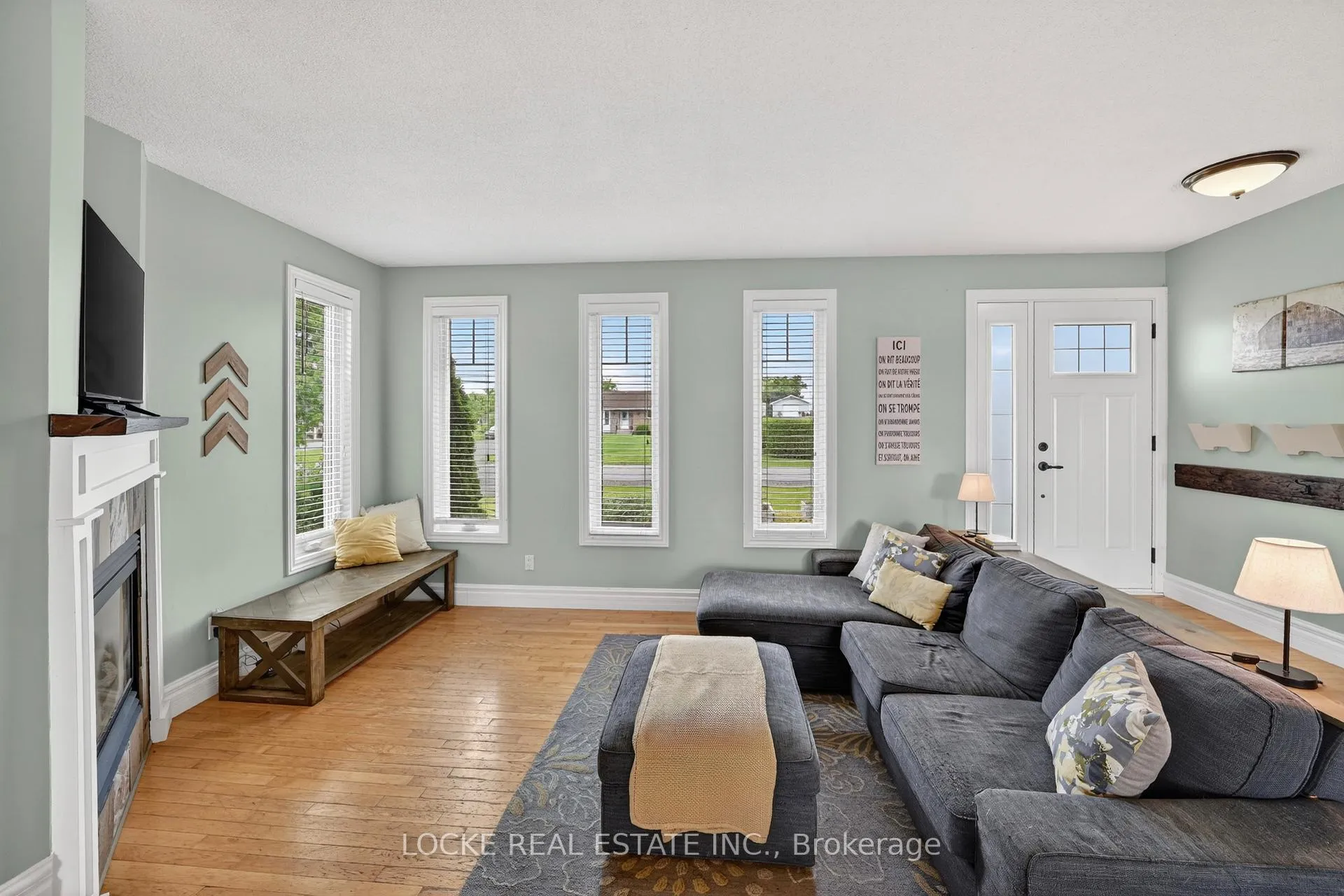 Photo 6 of 3391 Sarsfield Road, Ottawa, Cumberland West — HOMEH