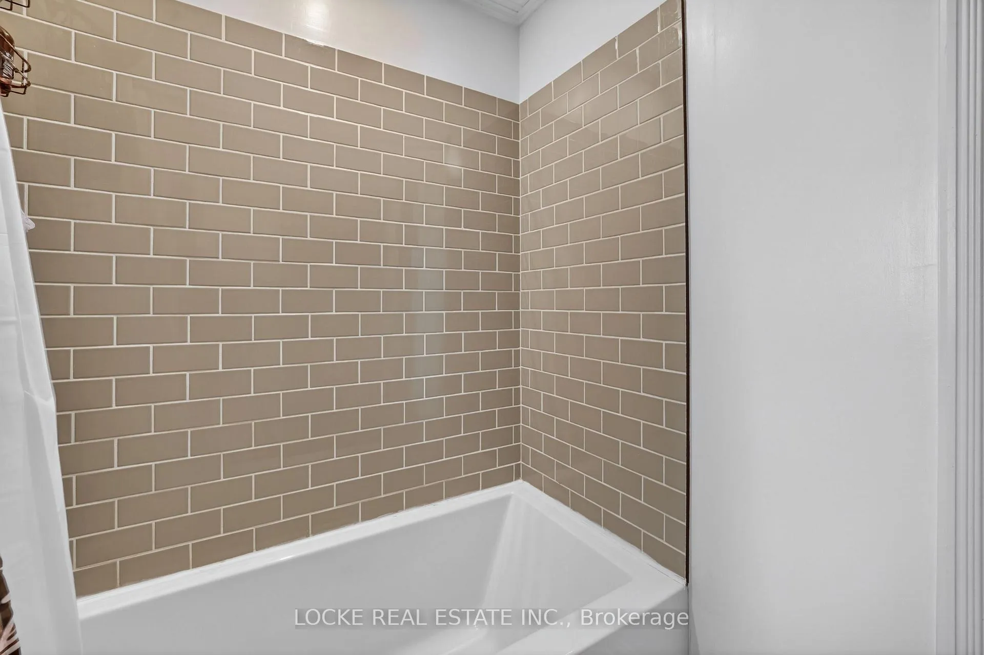 Photo 23 of 3391 Sarsfield Road, Ottawa, Cumberland West — HOMEH