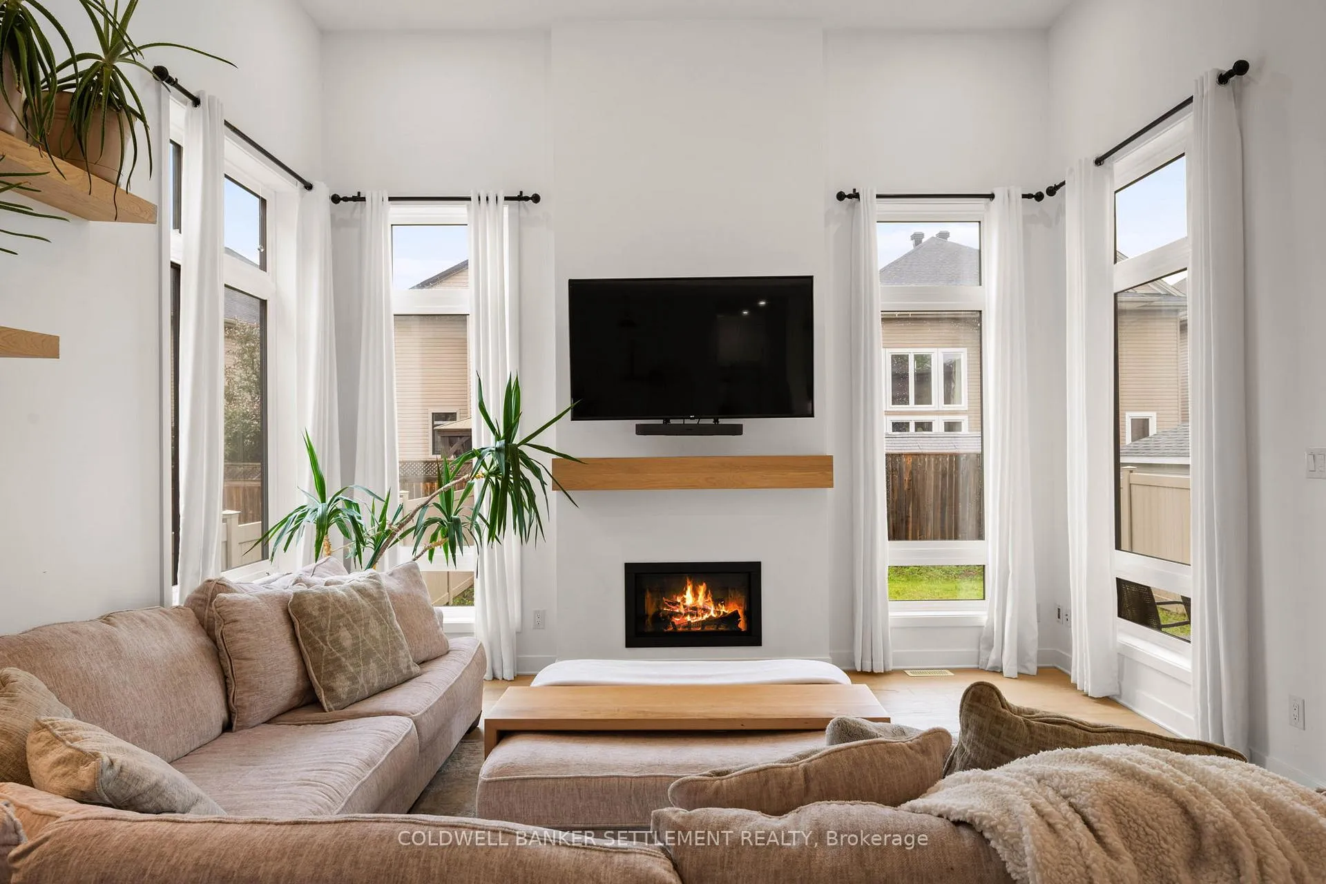 Photo 19 of 682 Borbridge Avenue, Ottawa, Riverside South/Gloucester Glen — HOMEH