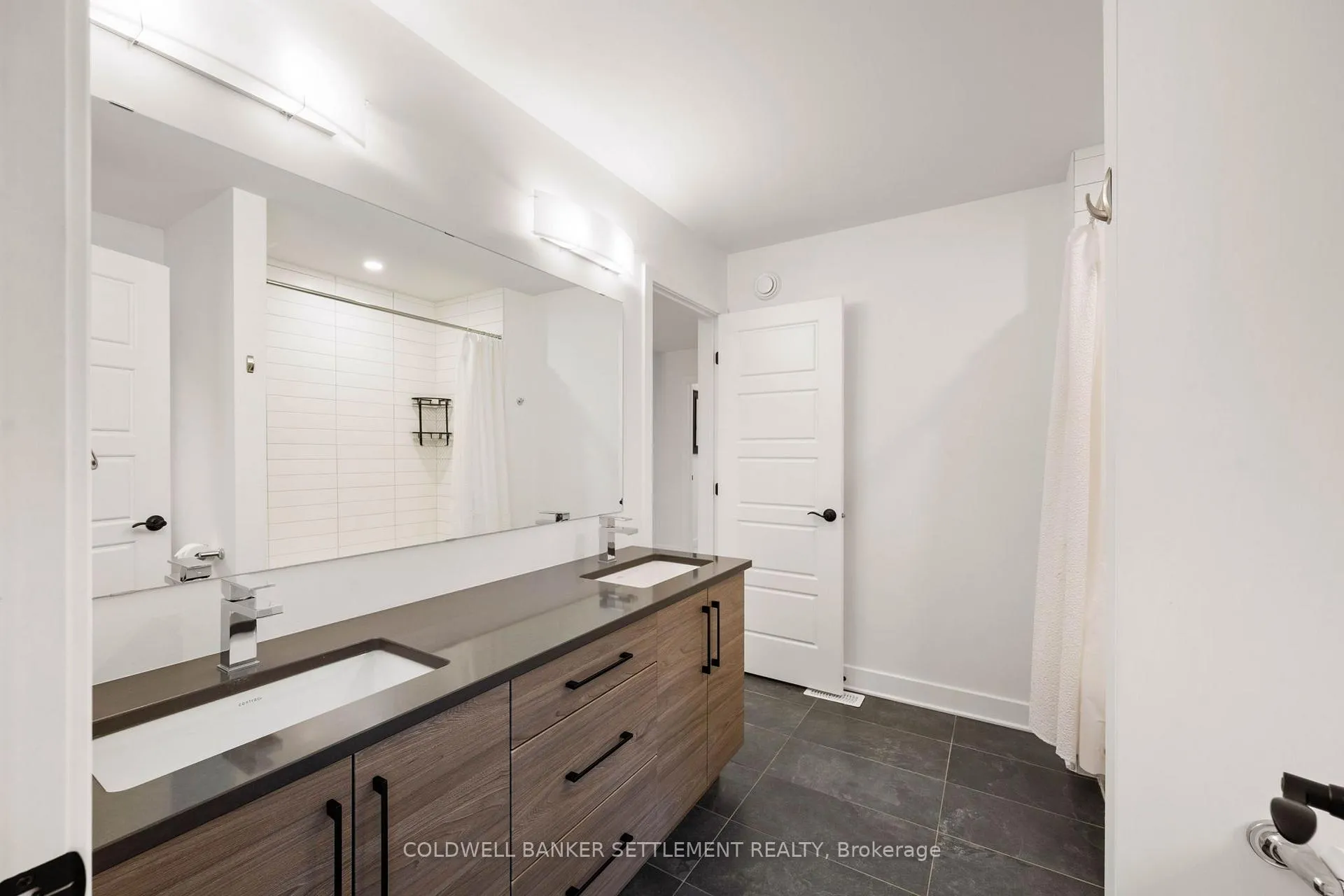Photo 29 of 682 Borbridge Avenue, Ottawa, Riverside South/Gloucester Glen — HOMEH