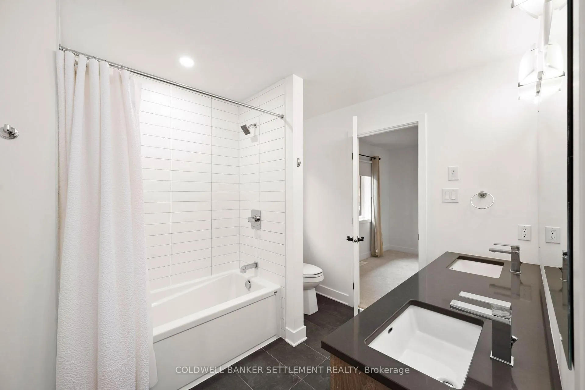 Photo 32 of 682 Borbridge Avenue, Ottawa, Riverside South/Gloucester Glen — HOMEH