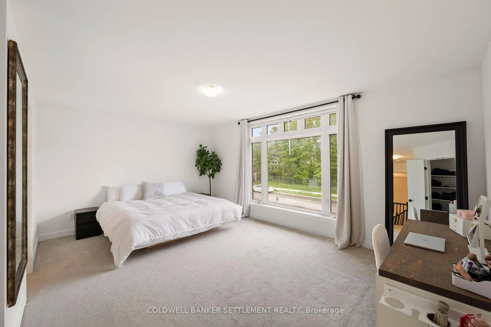 Photo 36 of 682 Borbridge Avenue, Ottawa, Riverside South/Gloucester Glen — HOMEH