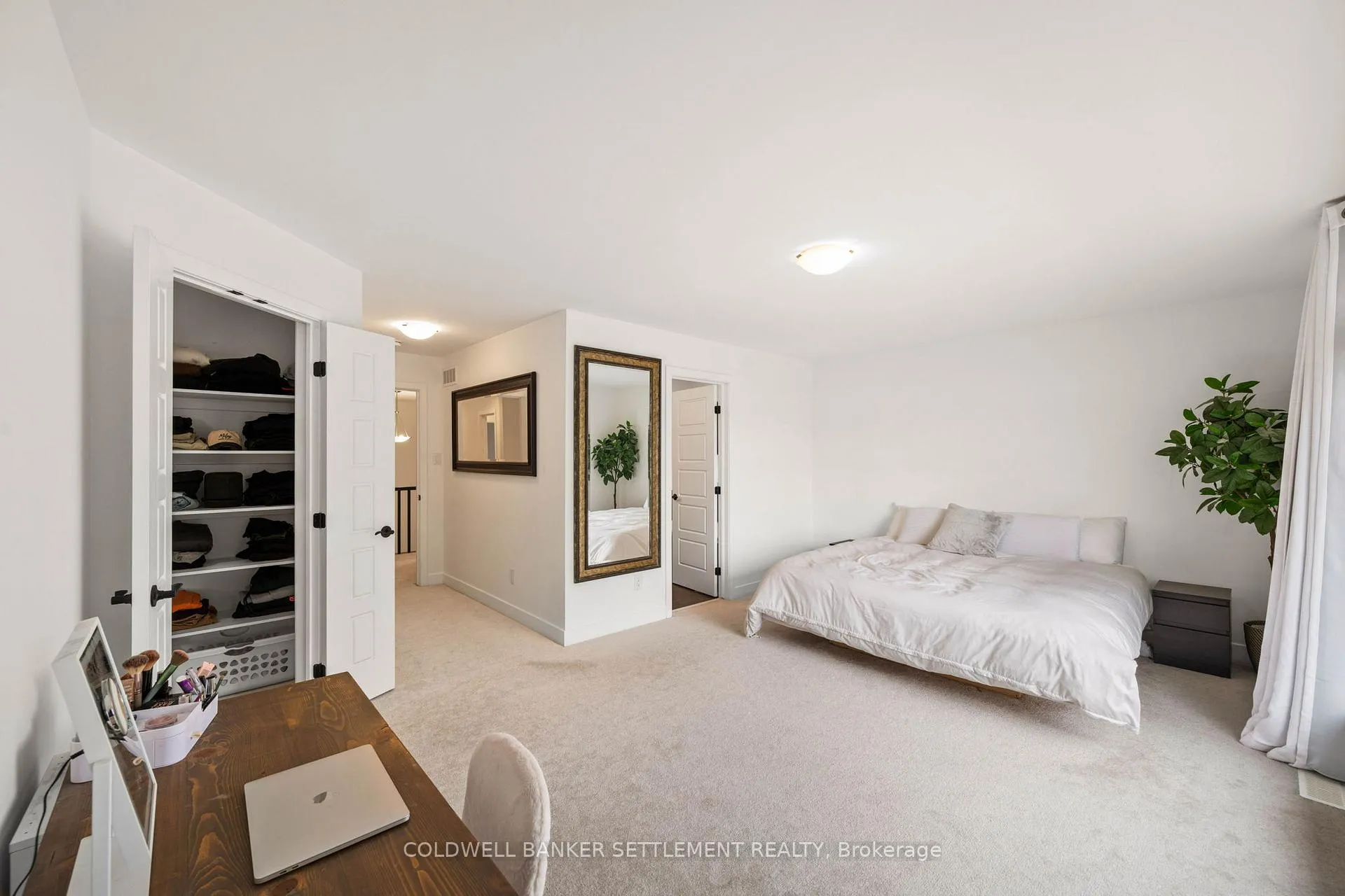 Photo 37 of 682 Borbridge Avenue, Ottawa, Riverside South/Gloucester Glen — HOMEH