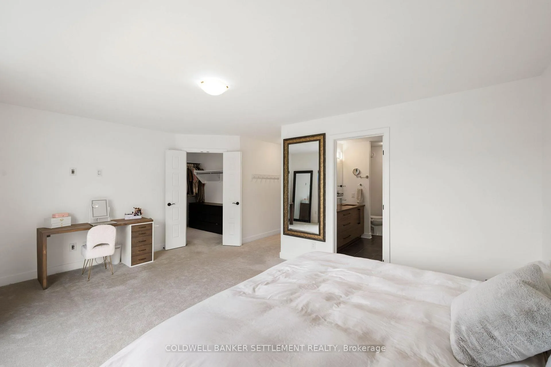 Photo 38 of 682 Borbridge Avenue, Ottawa, Riverside South/Gloucester Glen — HOMEH