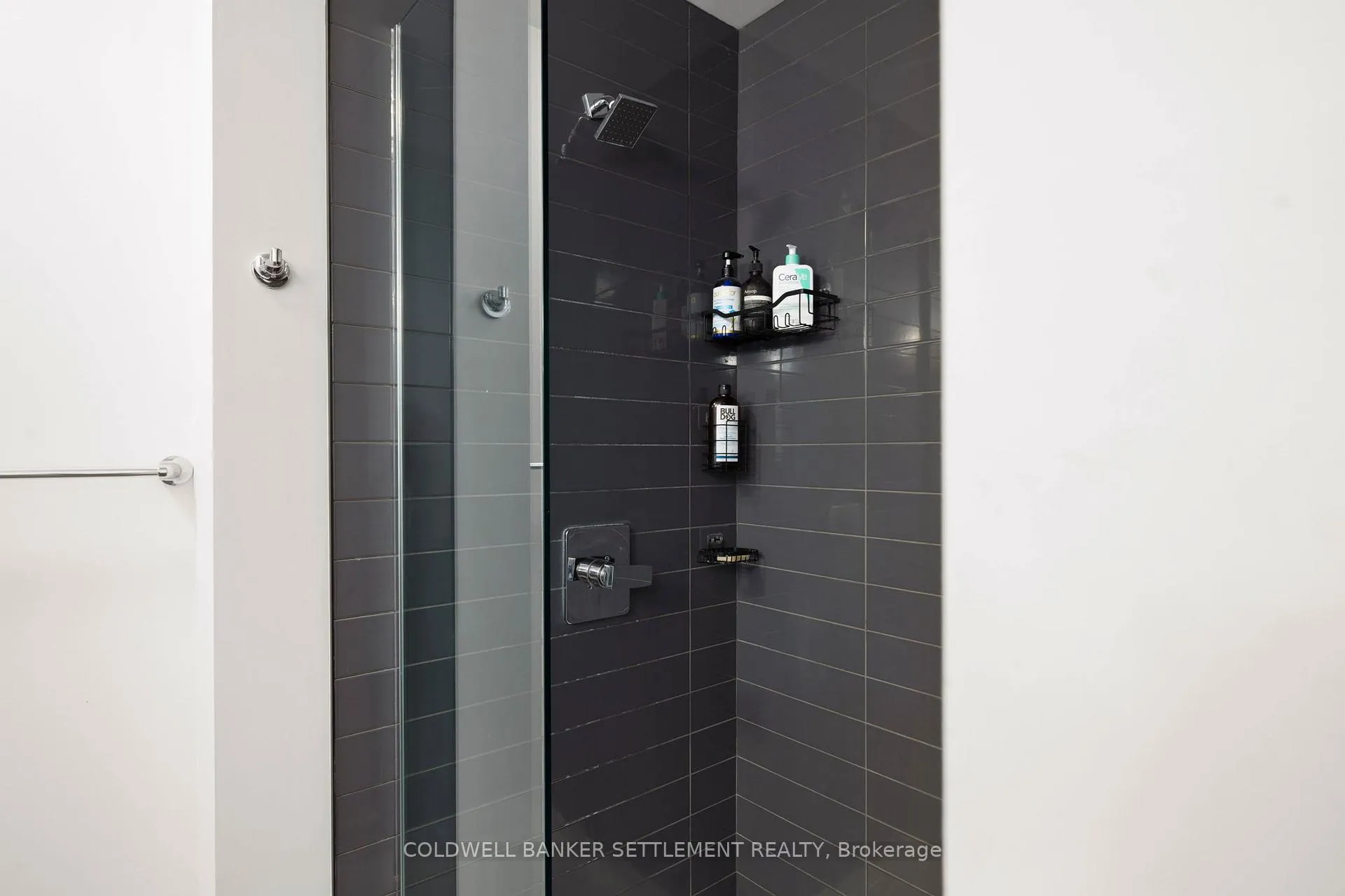 Photo 43 of 682 Borbridge Avenue, Ottawa, Riverside South/Gloucester Glen — HOMEH