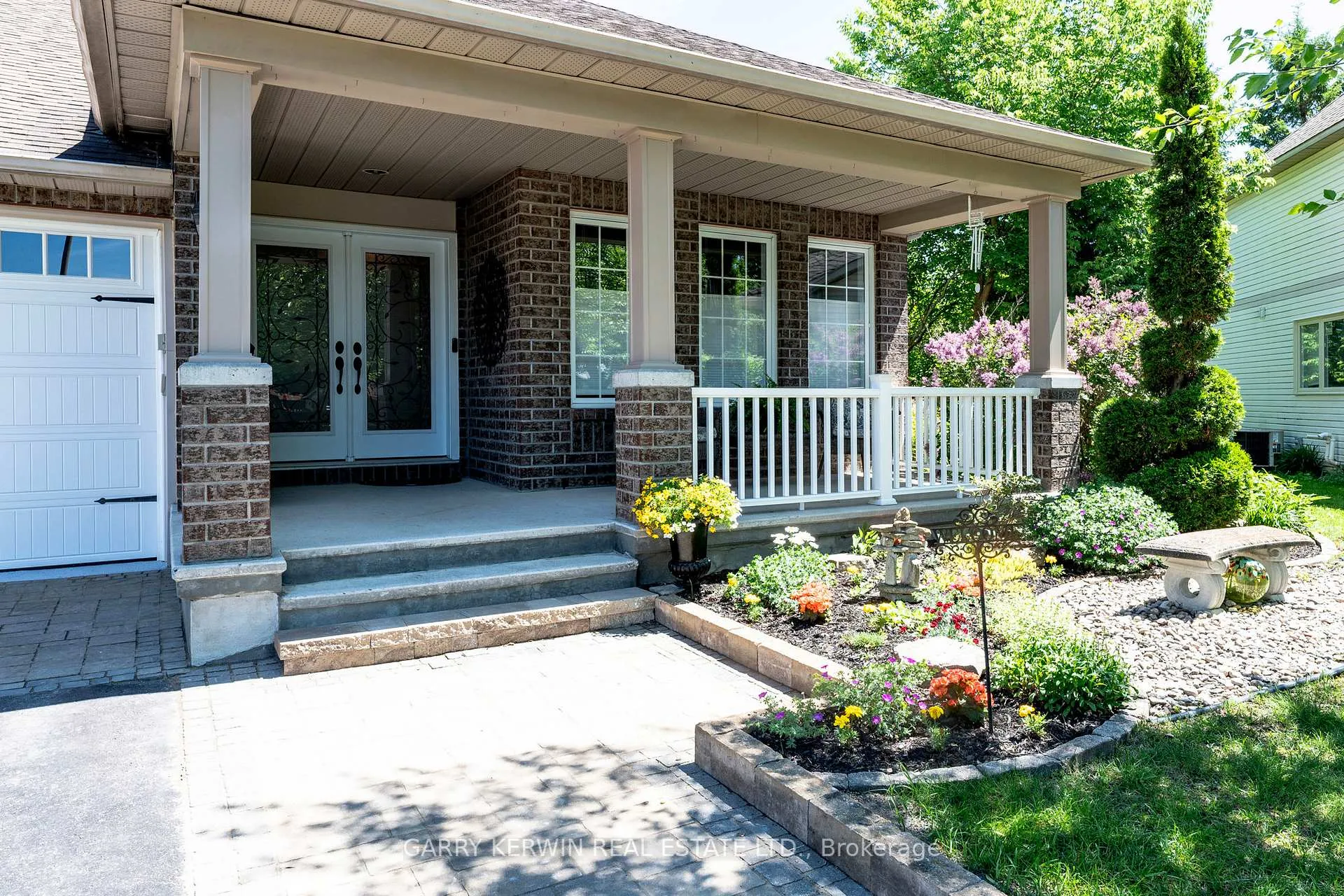 Photo 3 of 77 Birchfield Avenue, Ottawa, Kanata - Emerald Meadows/Trailwest — HOMEH