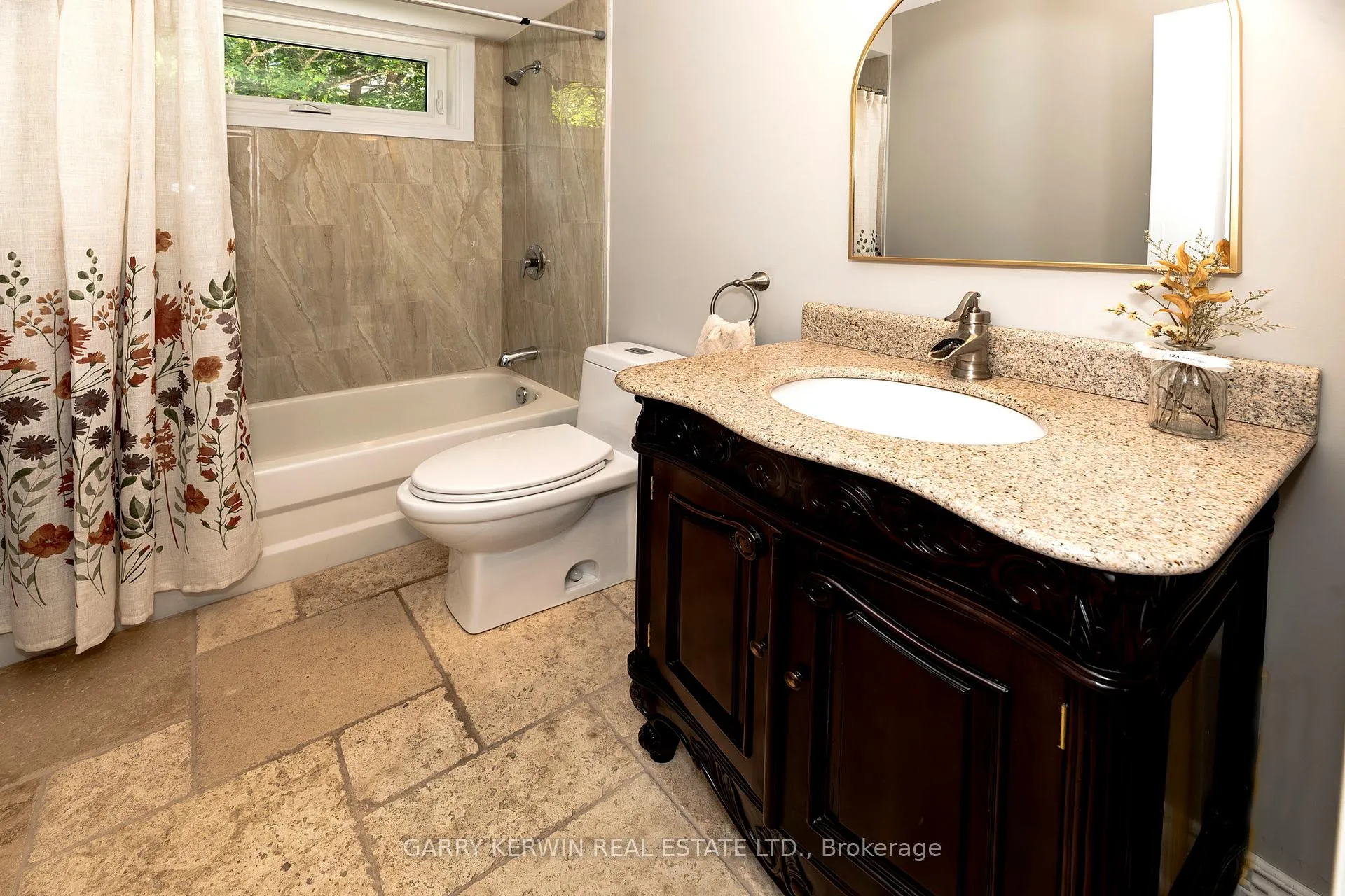 Photo 7 of 77 Birchfield Avenue, Ottawa, Kanata - Emerald Meadows/Trailwest — HOMEH