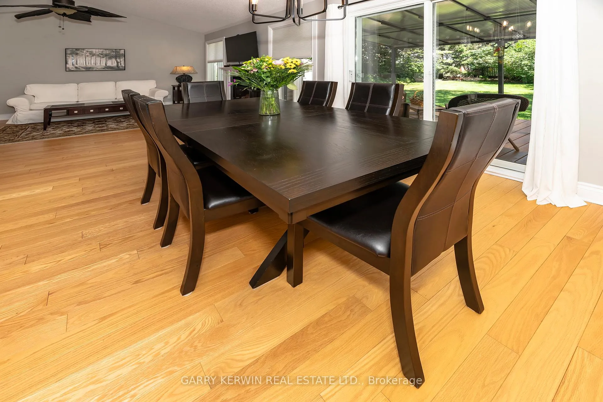Photo 22 of 77 Birchfield Avenue, Ottawa, Kanata - Emerald Meadows/Trailwest — HOMEH