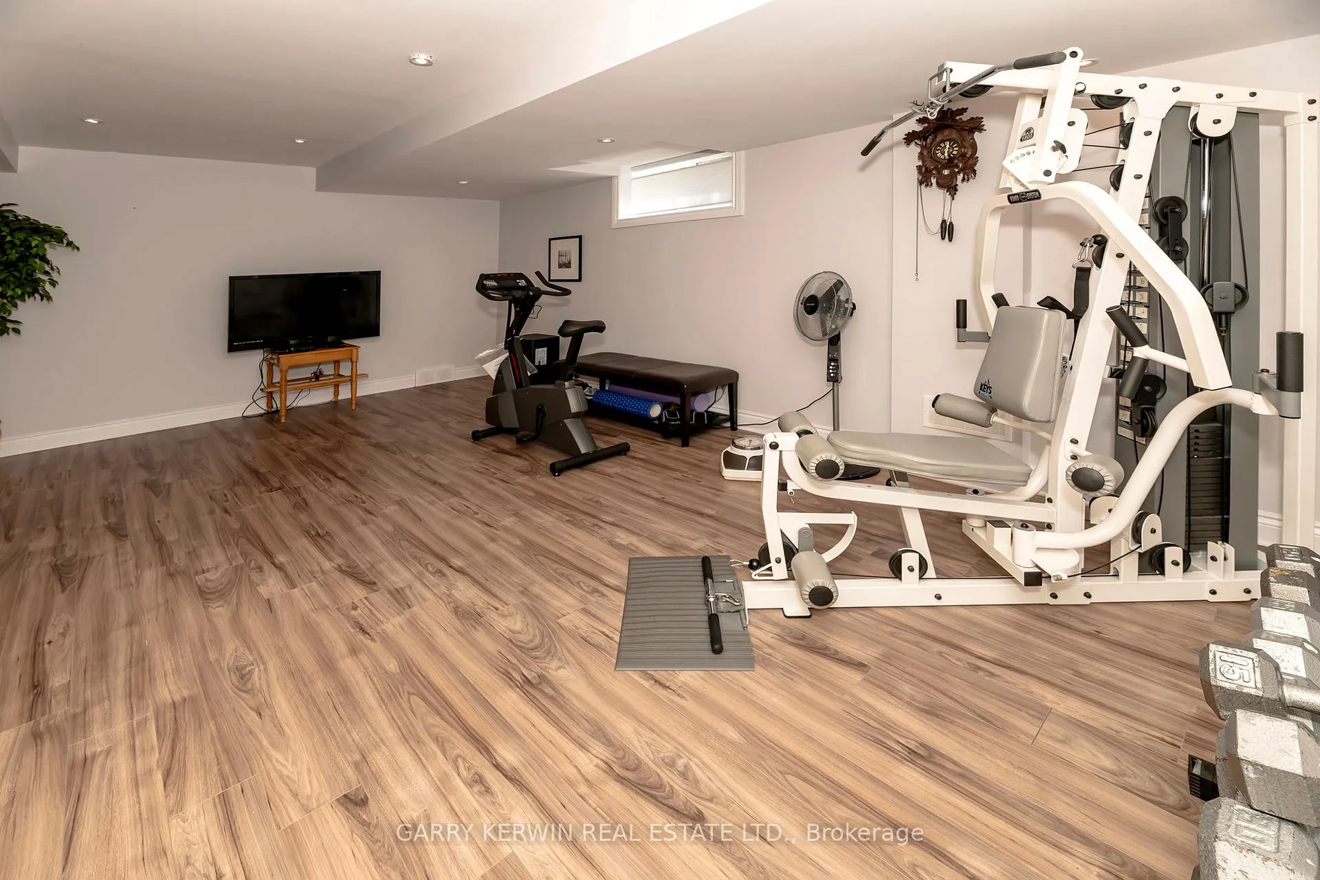 Photo 35 of 77 Birchfield Avenue, Ottawa, Kanata - Emerald Meadows/Trailwest — HOMEH