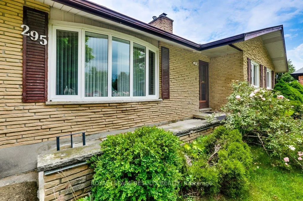 Photo 3 of 295 John Street S, Aylmer — HOMEH
