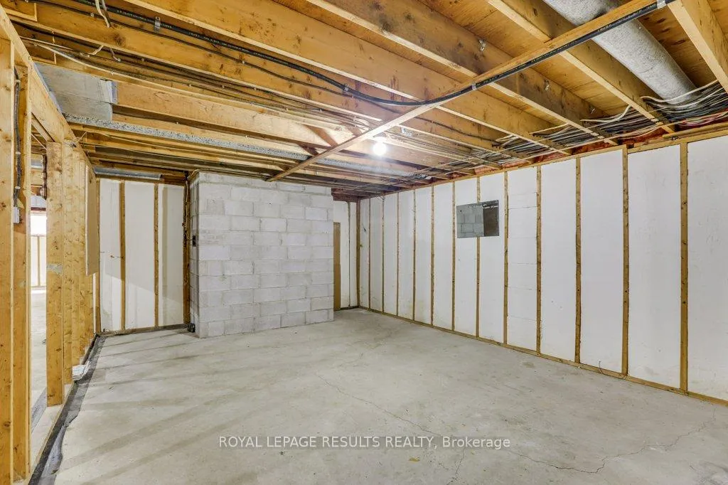 Photo 31 of 295 John Street S, Aylmer — HOMEH