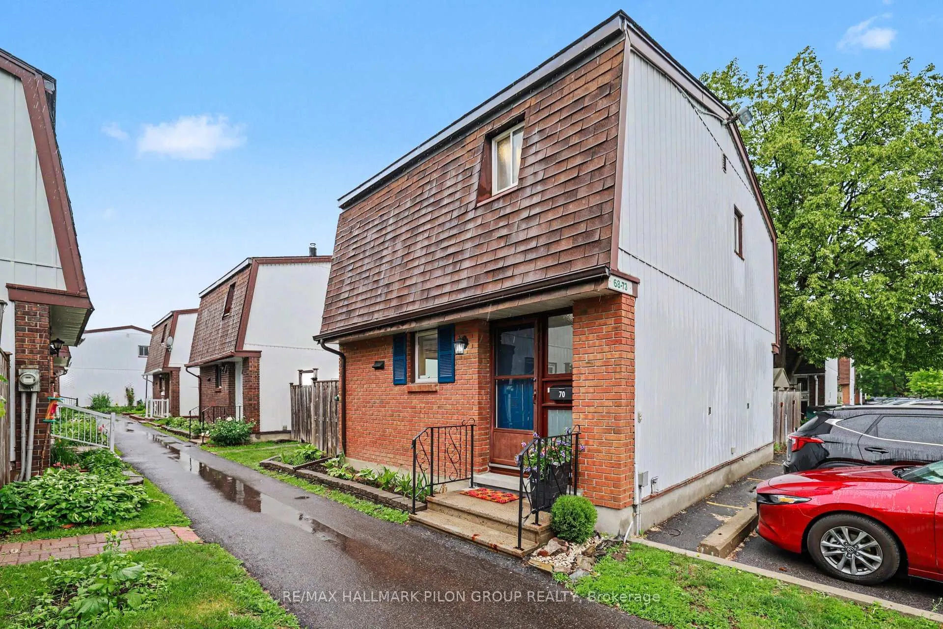 Photo 2 of Unit 70, 2210 Loyola Avenue, Ottawa, Beaconwood — HOMEH