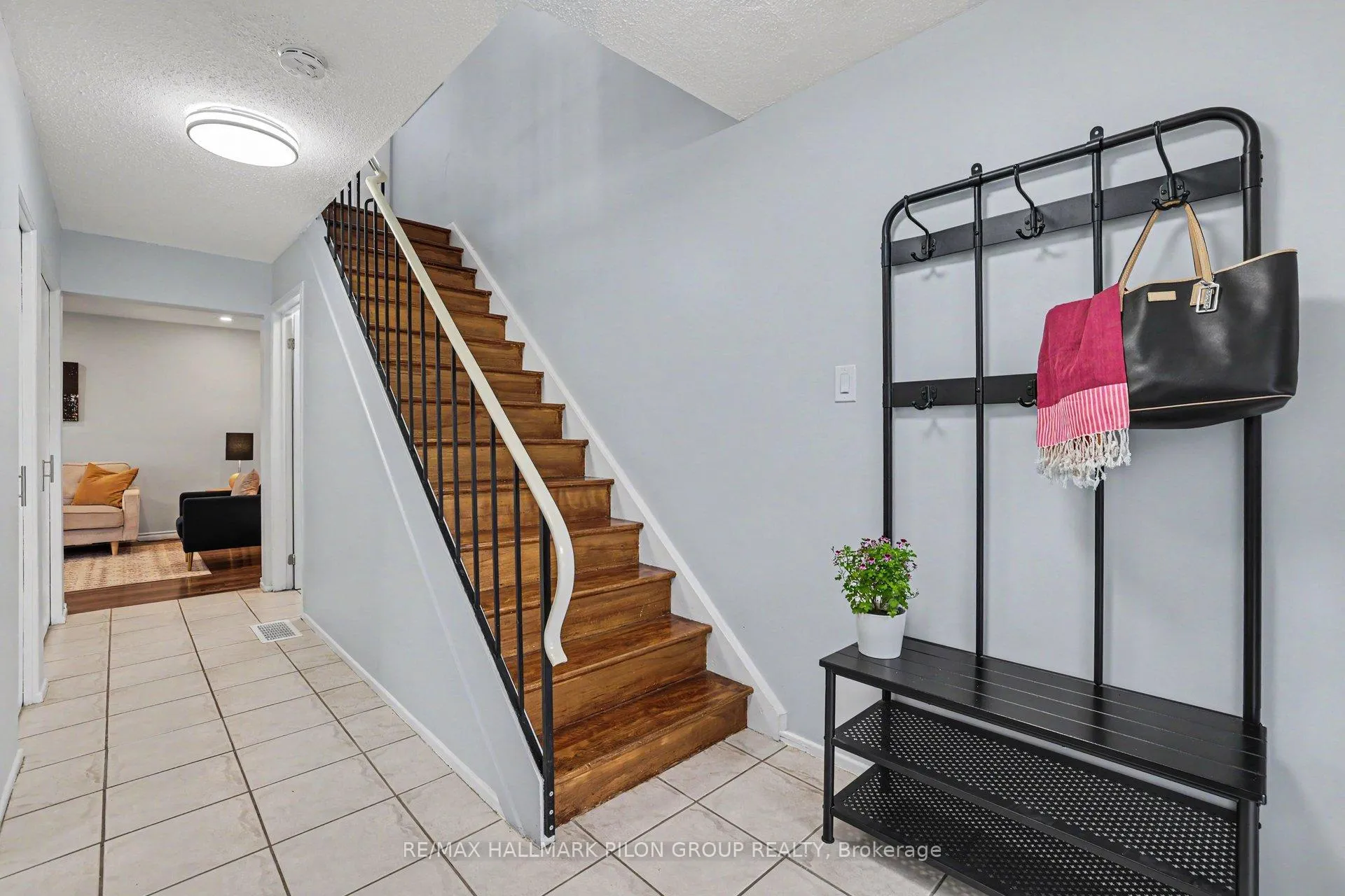 Photo 11 of Unit 70, 2210 Loyola Avenue, Ottawa, Beaconwood — HOMEH