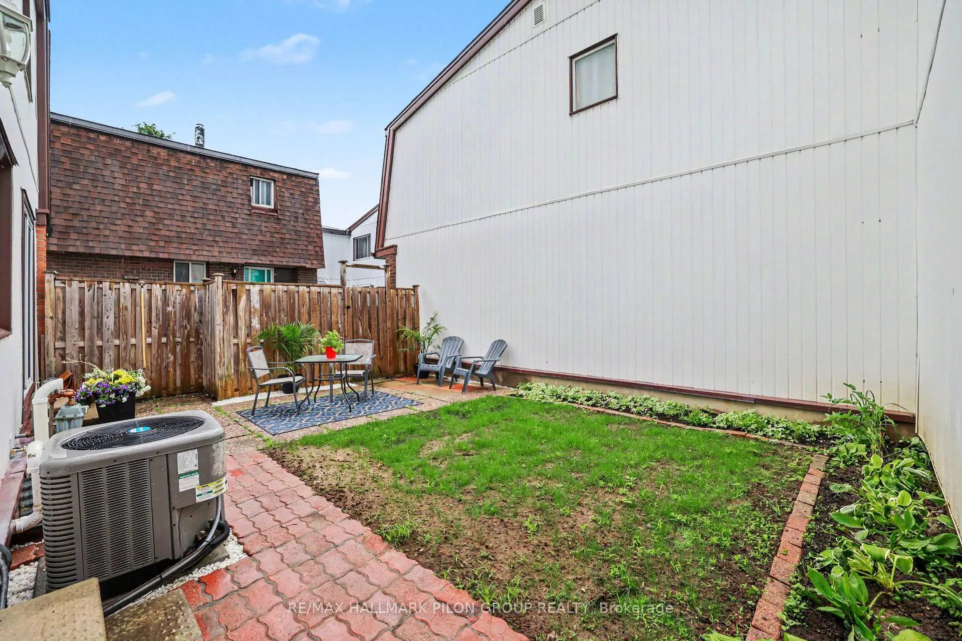 Photo 20 of Unit 70, 2210 Loyola Avenue, Ottawa, Beaconwood — HOMEH