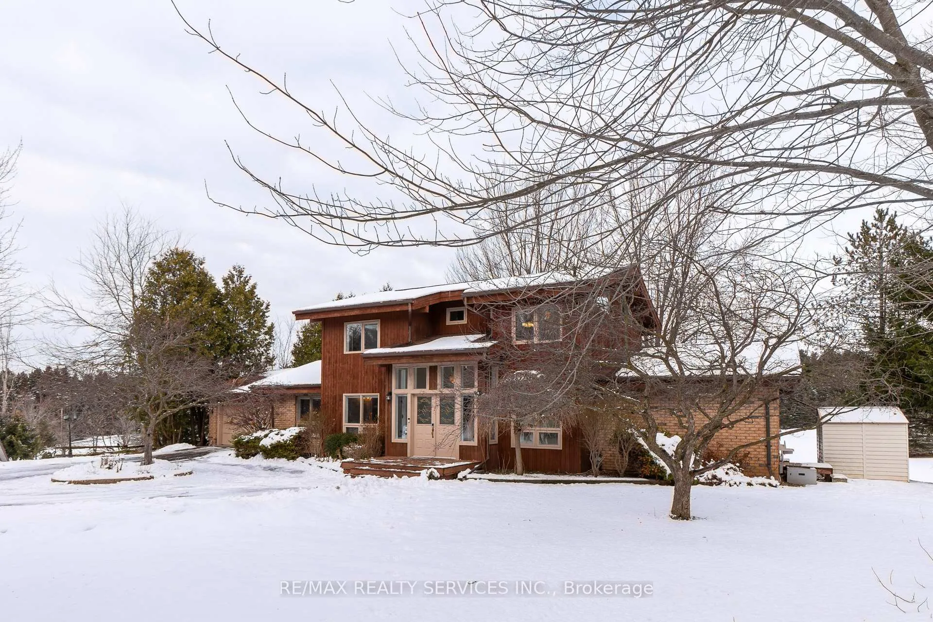 Photo 3 of 9 Damascus Drive, Caledon, Caledon East — HOMEH
