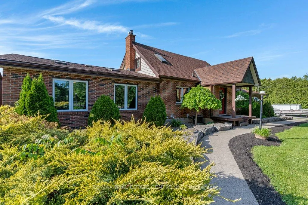 Photo 3 of 3786 Old Beverly Road, North Dumfries — HOMEH