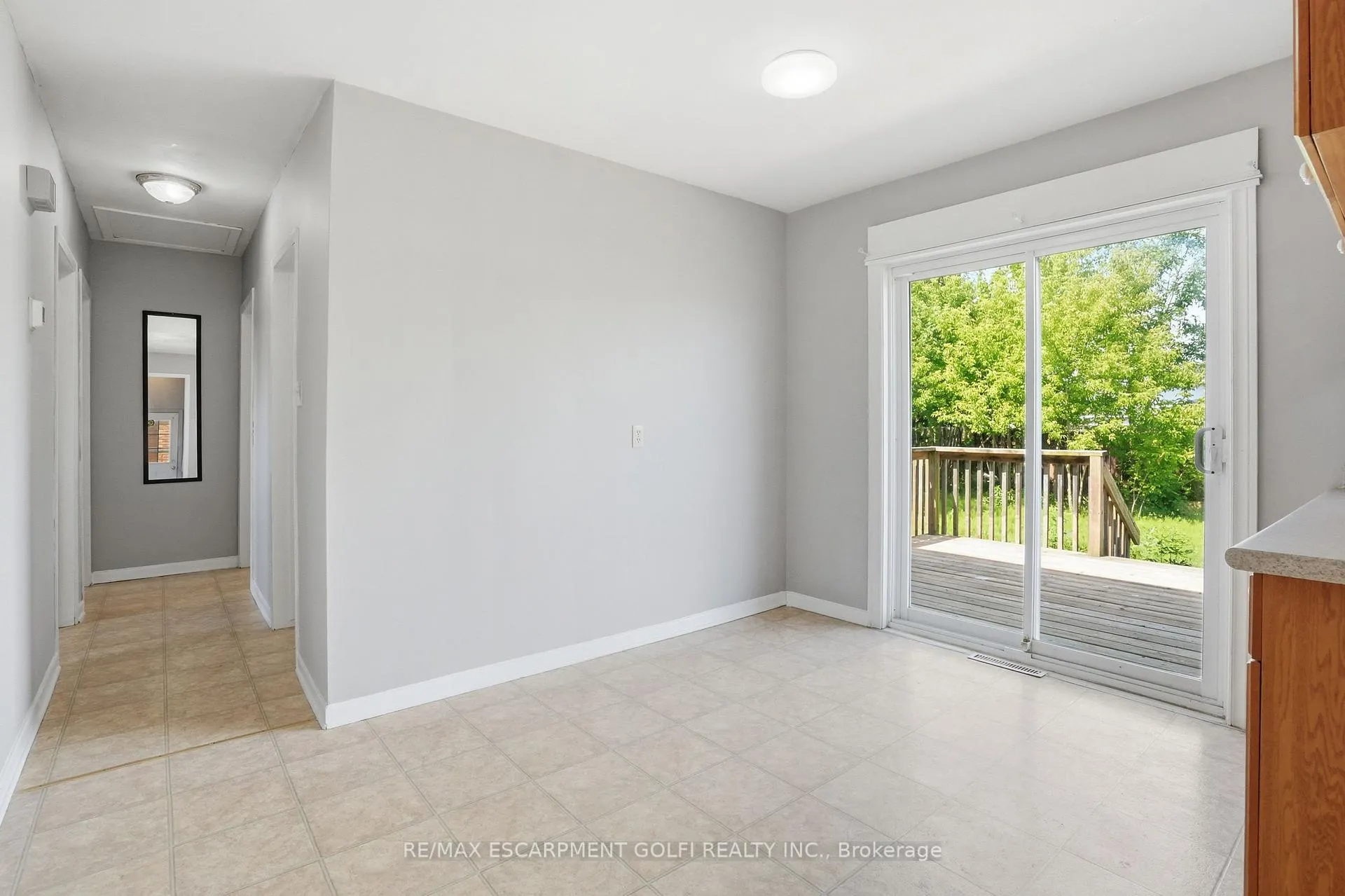 Photo 12 of 127 Wellington Street, Welland, Lincoln/Crowland — HOMEH