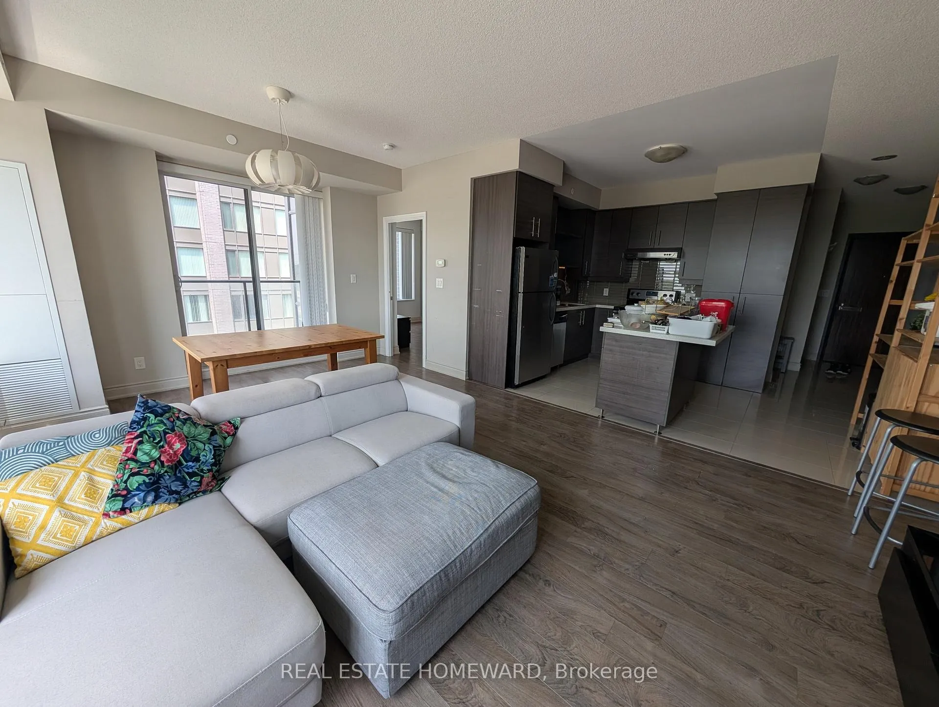 Photo 4 of Unit 915, 325 South Park Road, Markham, Commerce Valley — HOMEH
