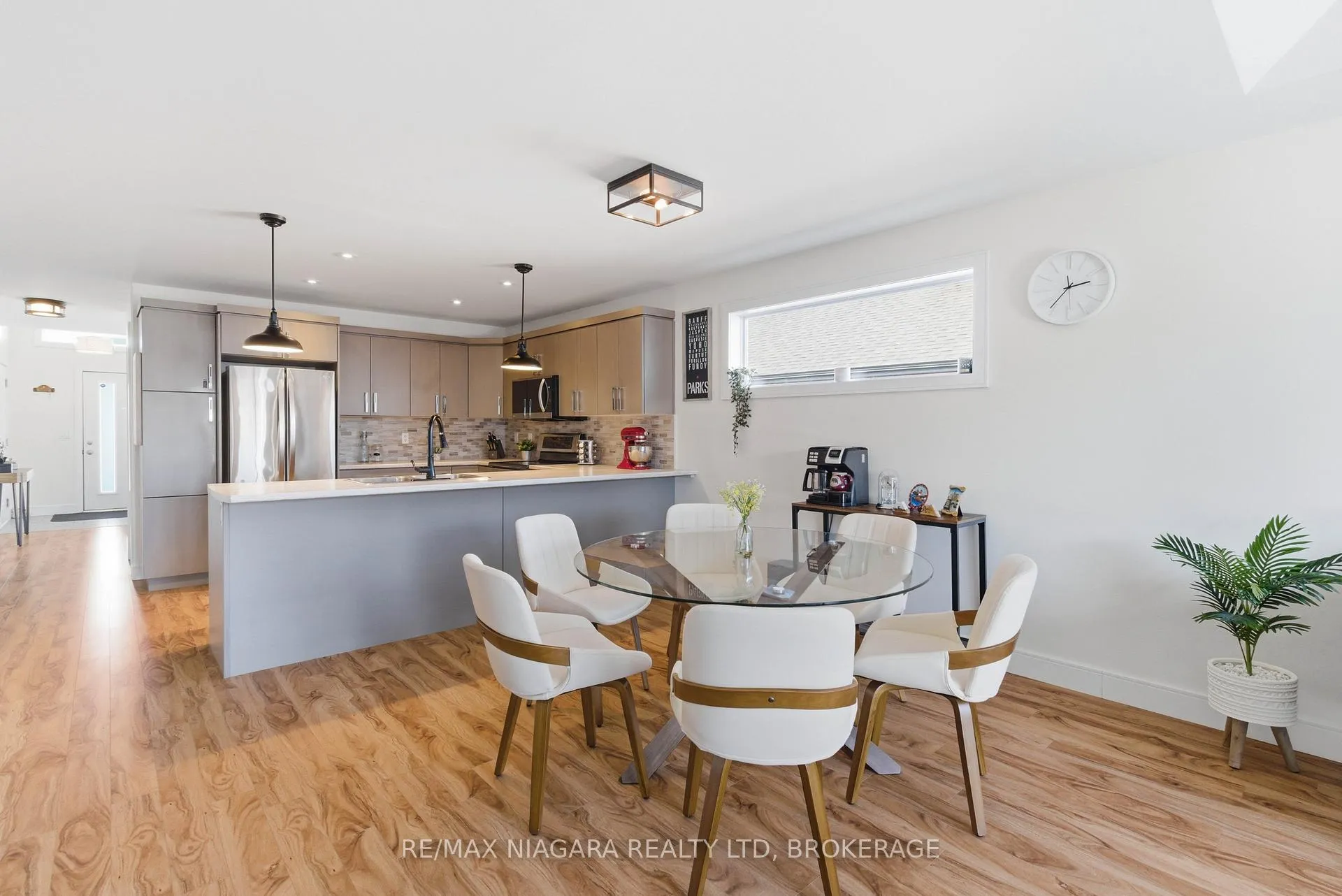 Photo 14 of 9 Granite Drive, Belleville, Belleville Ward — HOMEH