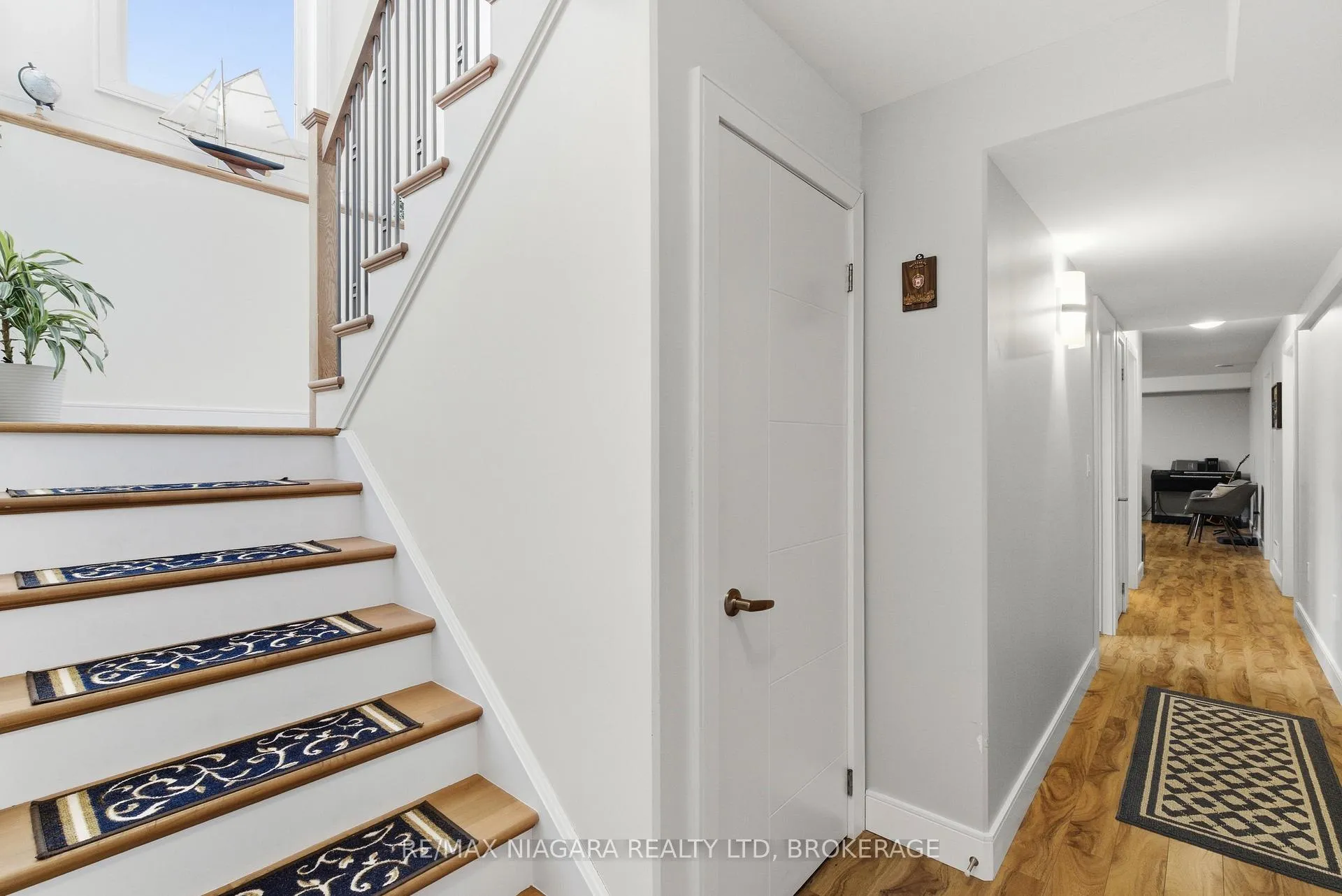 Photo 31 of 9 Granite Drive, Belleville, Belleville Ward — HOMEH