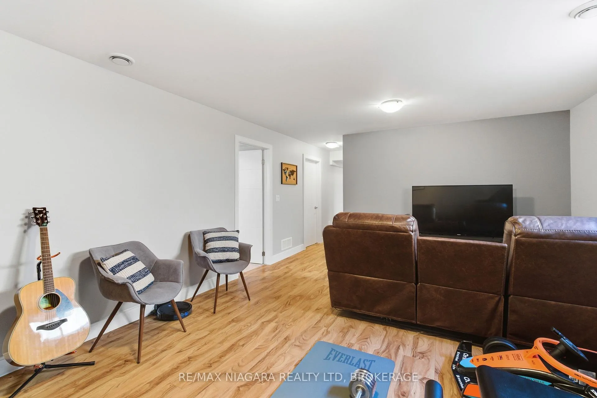 Photo 37 of 9 Granite Drive, Belleville, Belleville Ward — HOMEH