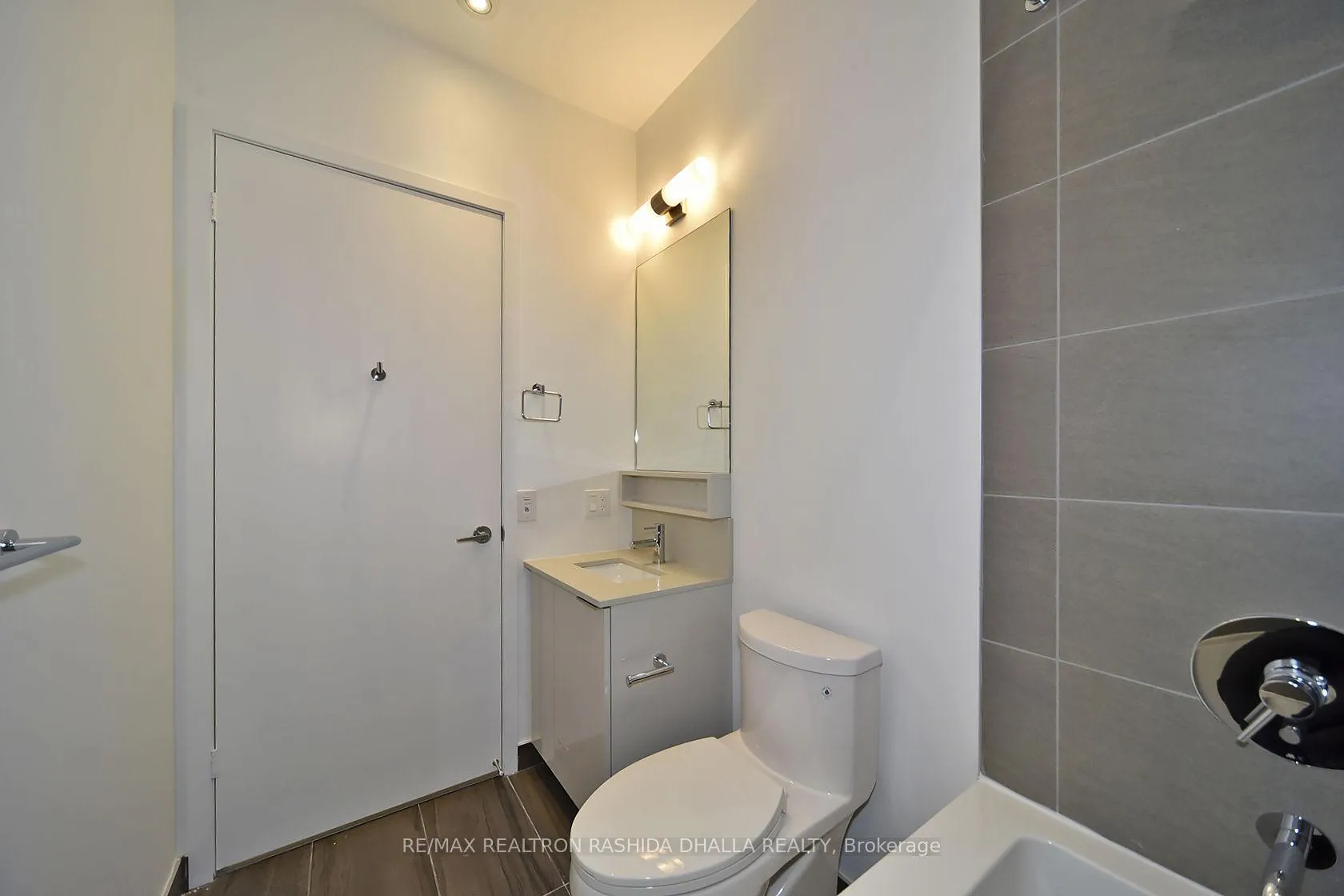 Photo 11 of Unit 5312, 5 Buttermill Avenue, Vaughan, Vaughan Corporate Centre — HOMEH