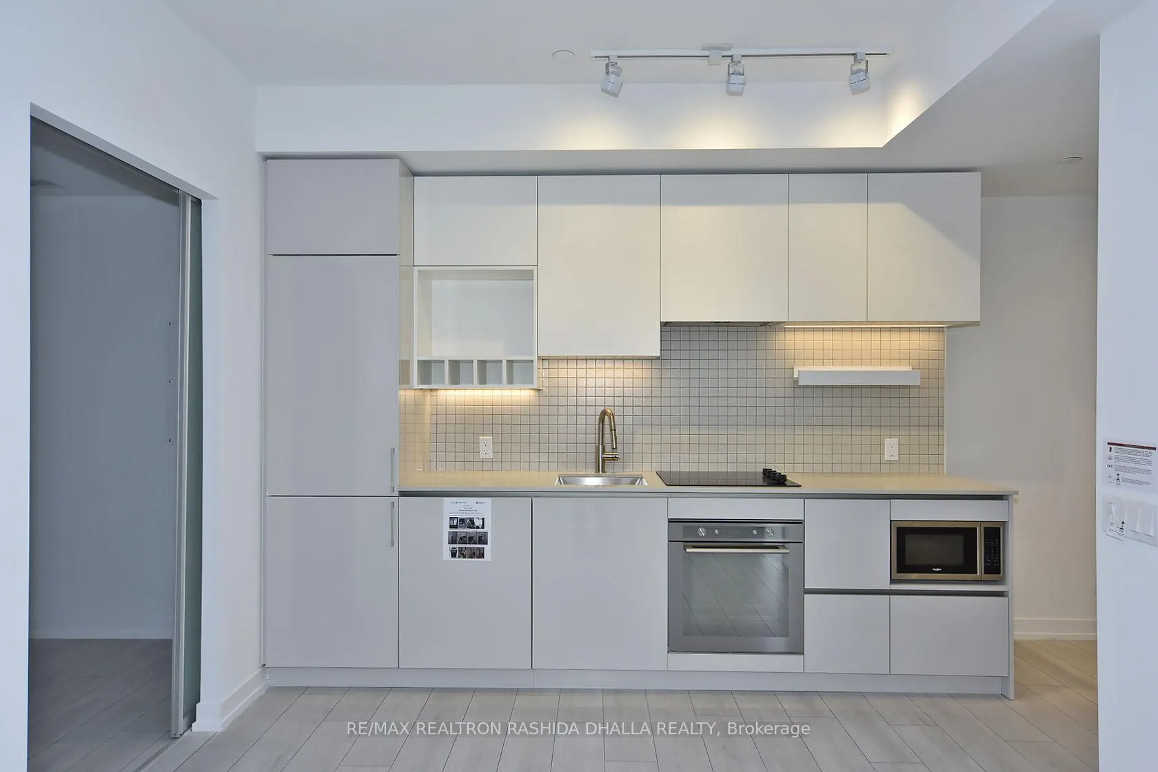 Photo 16 of Unit 5312, 5 Buttermill Avenue, Vaughan, Vaughan Corporate Centre — HOMEH