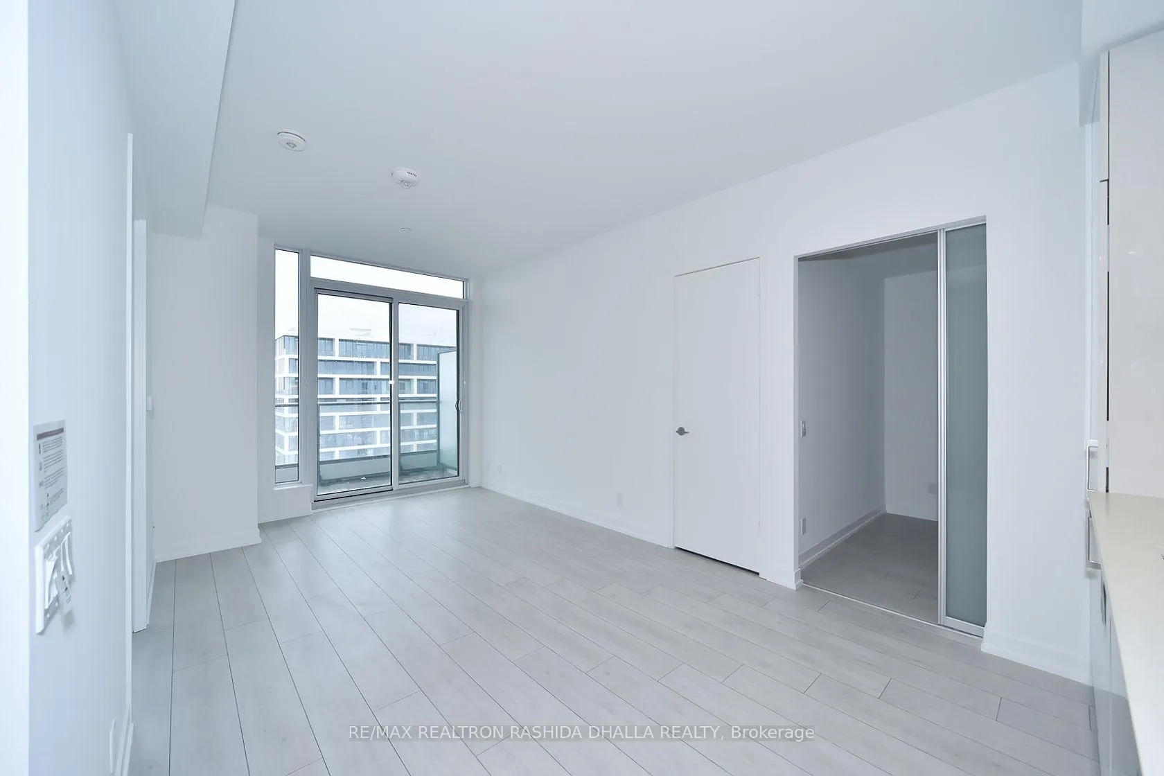 Photo 17 of Unit 5312, 5 Buttermill Avenue, Vaughan, Vaughan Corporate Centre — HOMEH