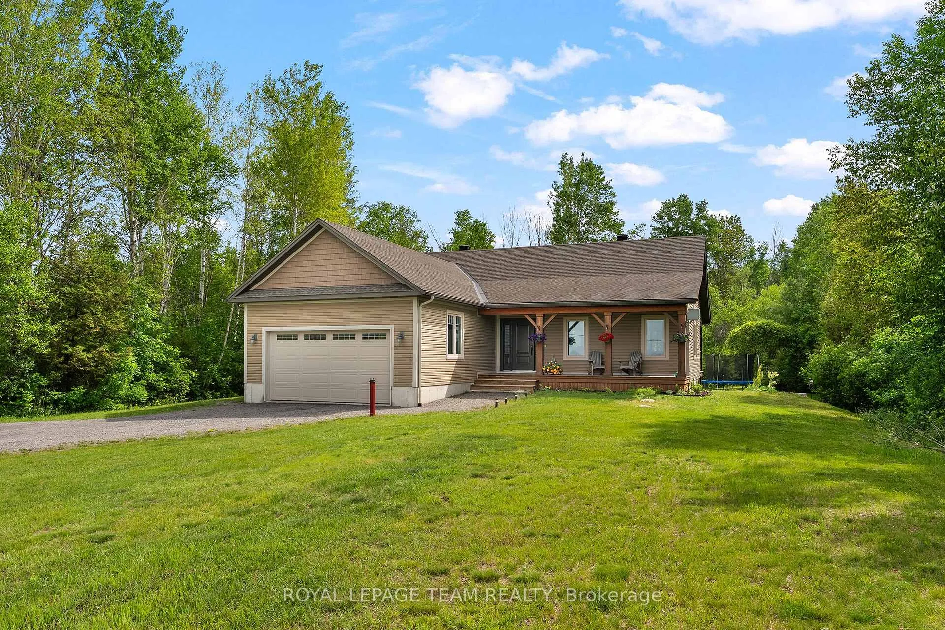 Photo 1 of 175 Boundary Road E, North Dundas, North Dundas (Mountain) Twp — HOMEH