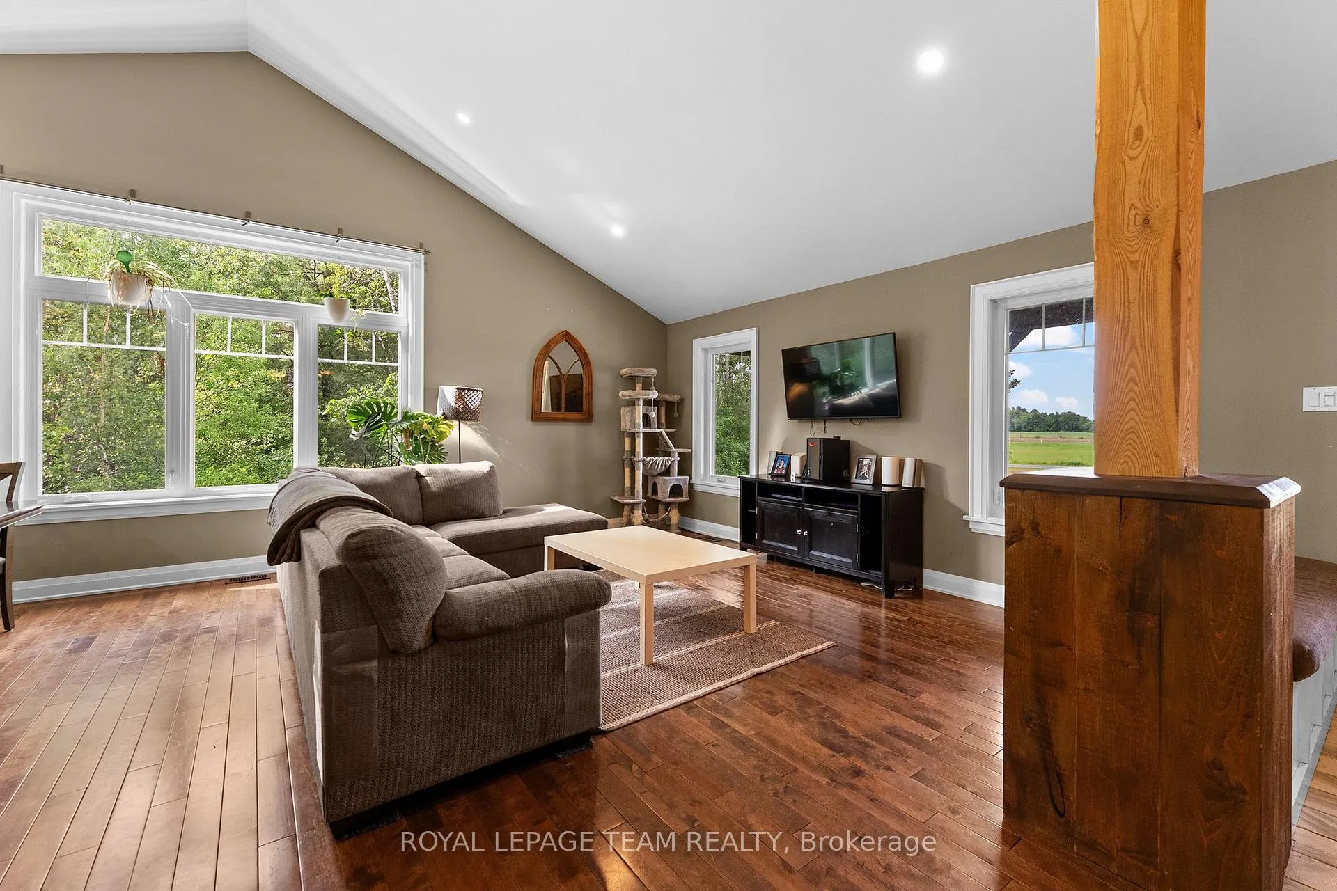 Photo 6 of 175 Boundary Road E, North Dundas, North Dundas (Mountain) Twp — HOMEH