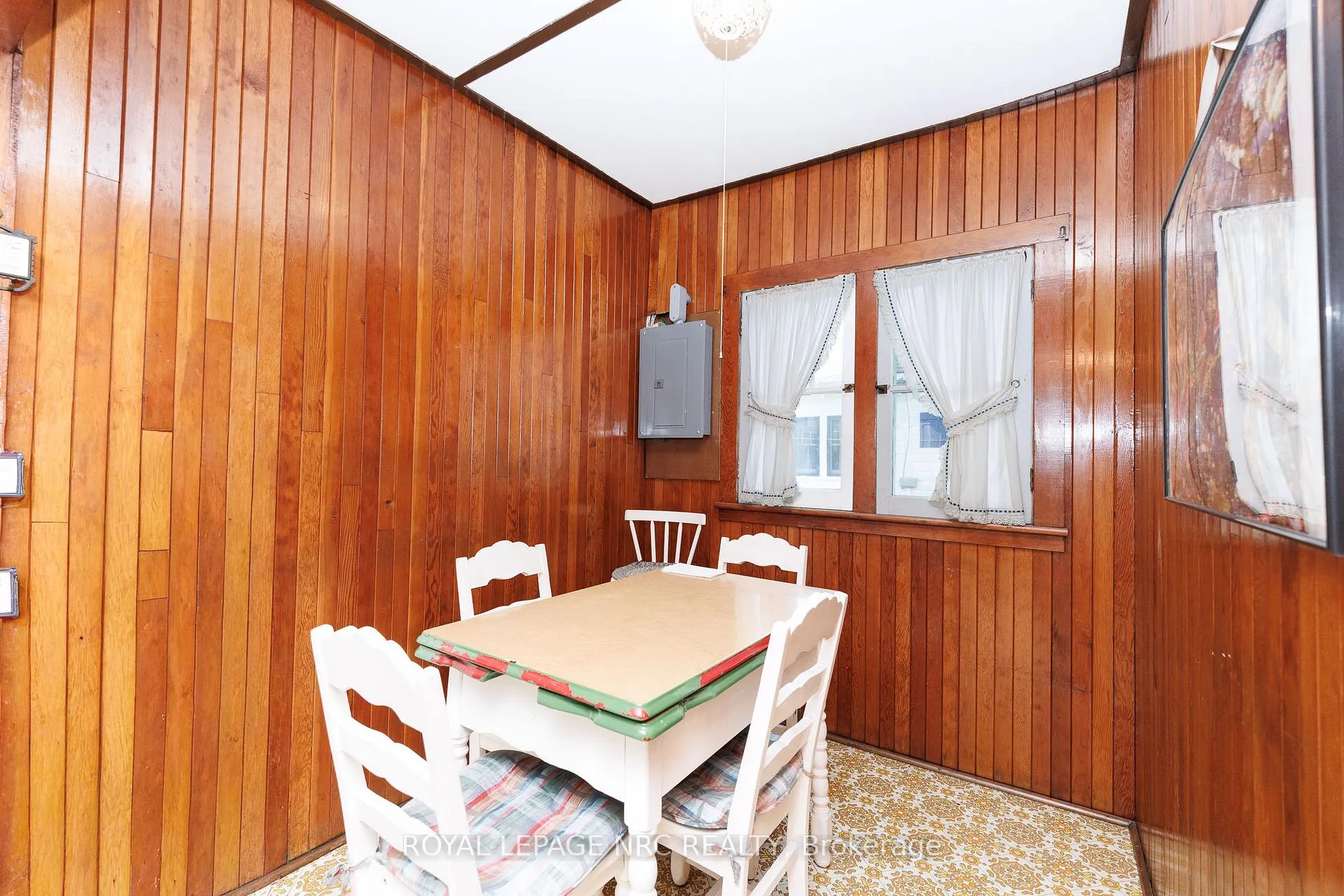 Photo 10 of 12194 Augustine Road, Wainfleet, Lakeshore — HOMEH