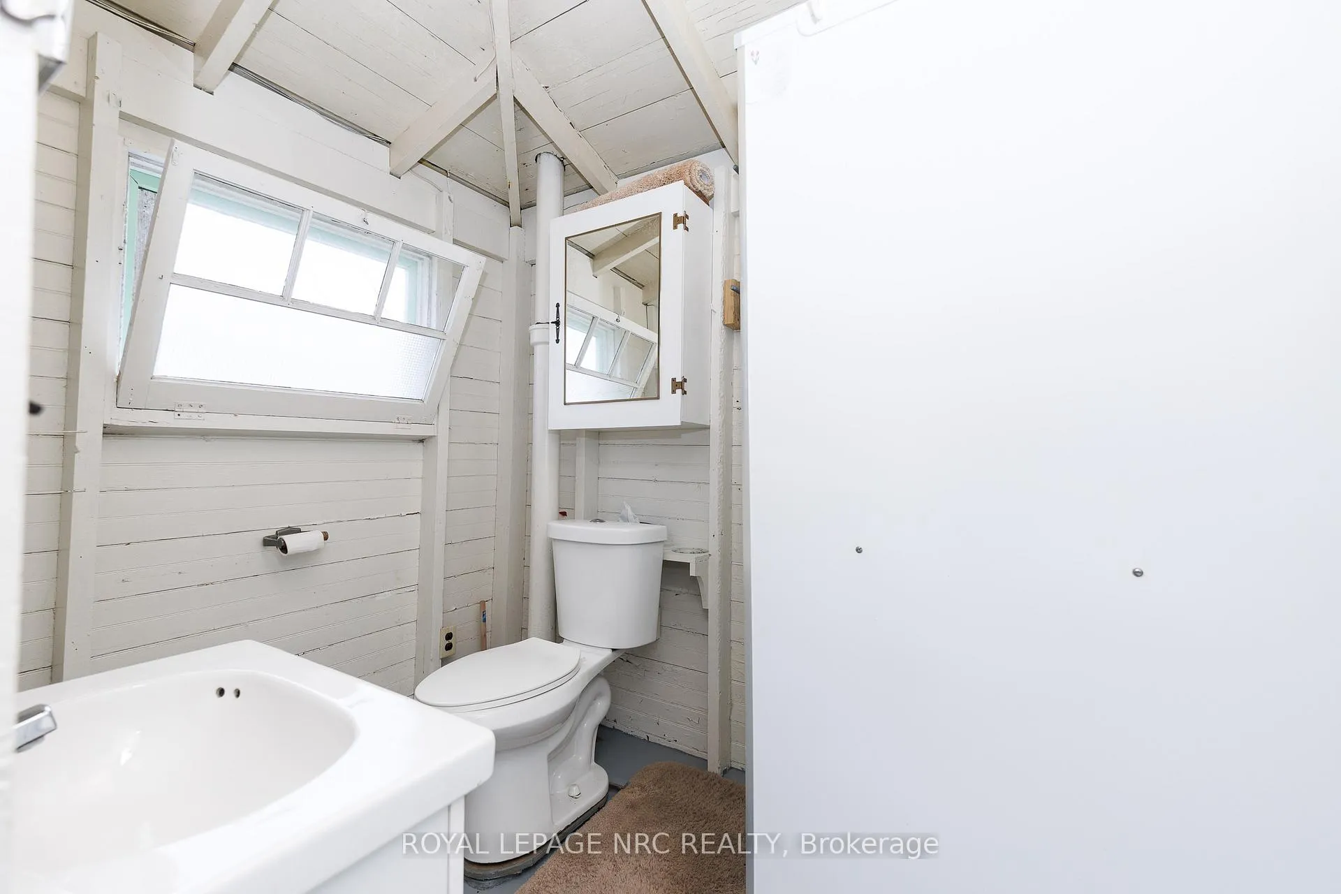 Photo 22 of 12194 Augustine Road, Wainfleet, Lakeshore — HOMEH