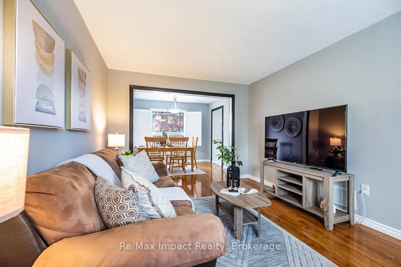 Photo 7 of 53 Sable Crescent, Whitby, Rolling Acres — HOMEH