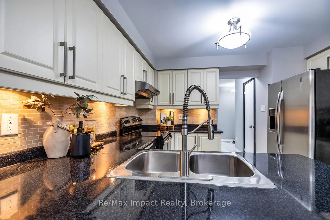 Photo 14 of 53 Sable Crescent, Whitby, Rolling Acres — HOMEH