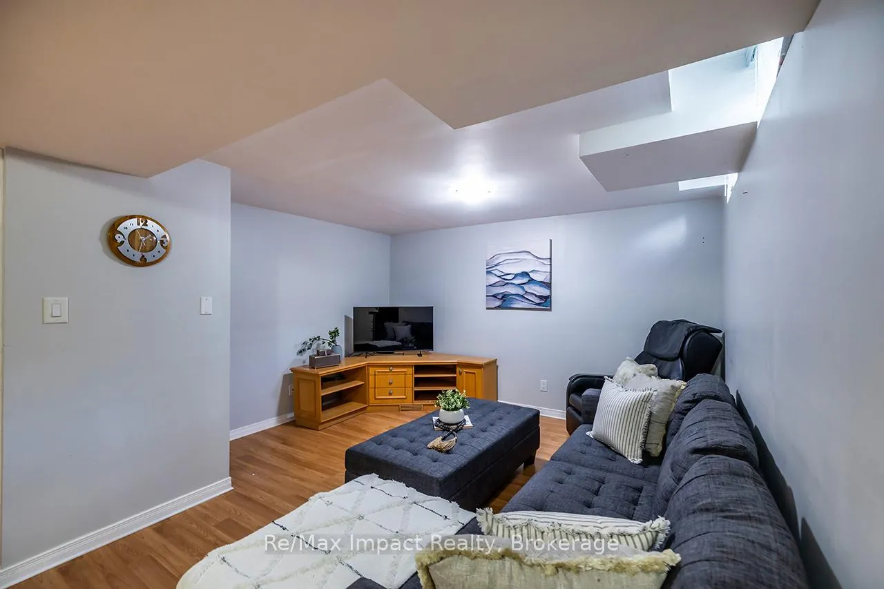 Photo 25 of 53 Sable Crescent, Whitby, Rolling Acres — HOMEH