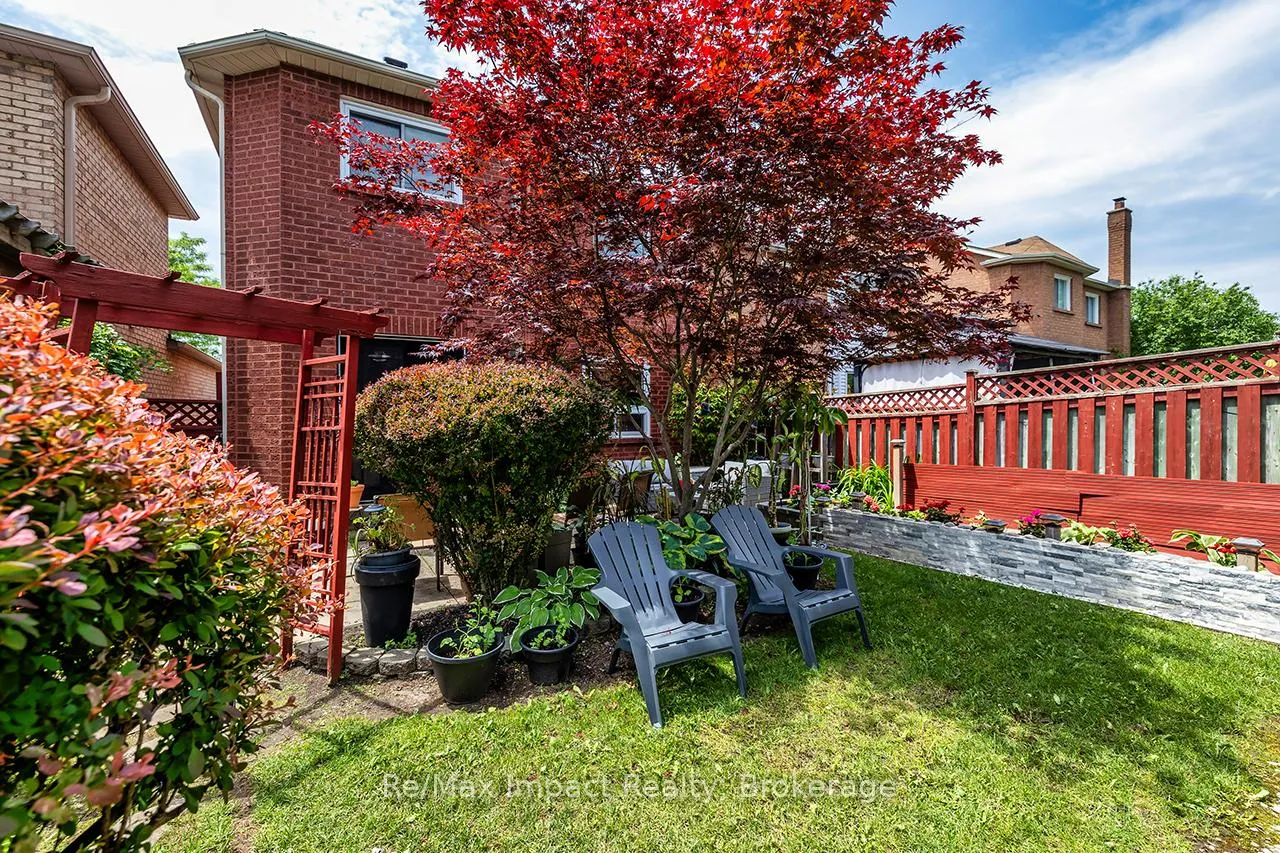 Photo 30 of 53 Sable Crescent, Whitby, Rolling Acres — HOMEH