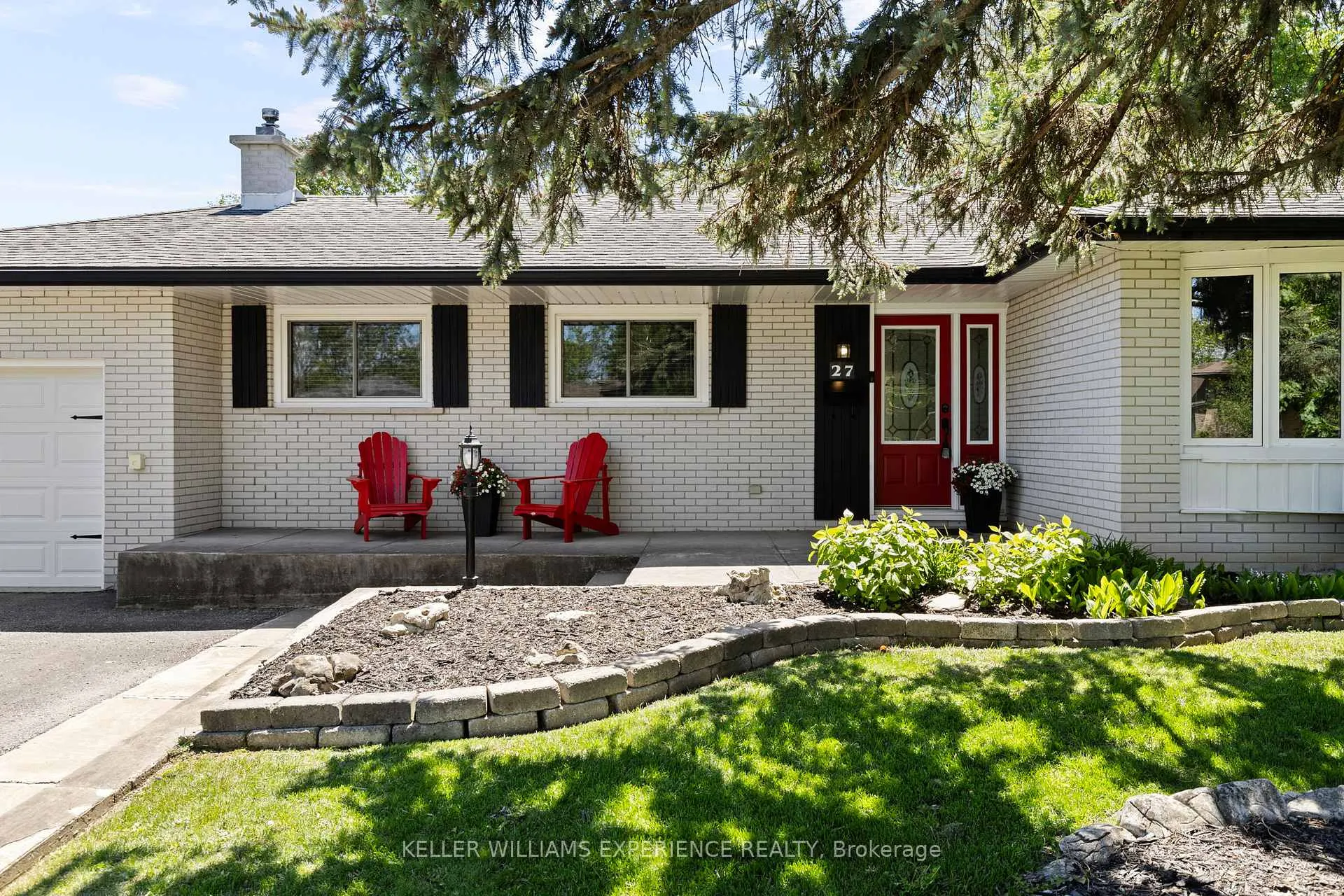 Photo 2 of 27 Ottaway Avenue, Barrie, Wellington — HOMEH