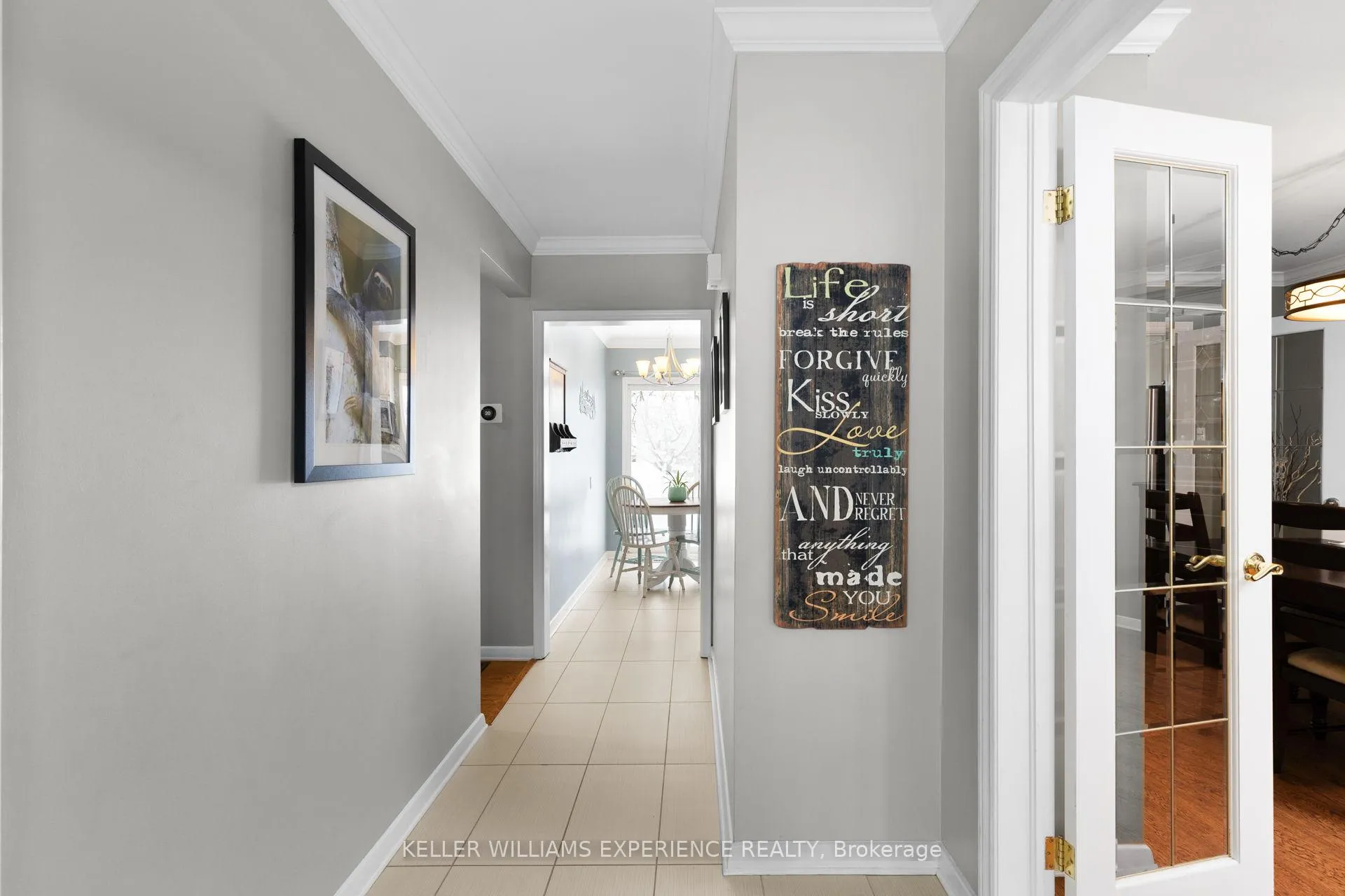 Photo 5 of 27 Ottaway Avenue, Barrie, Wellington — HOMEH