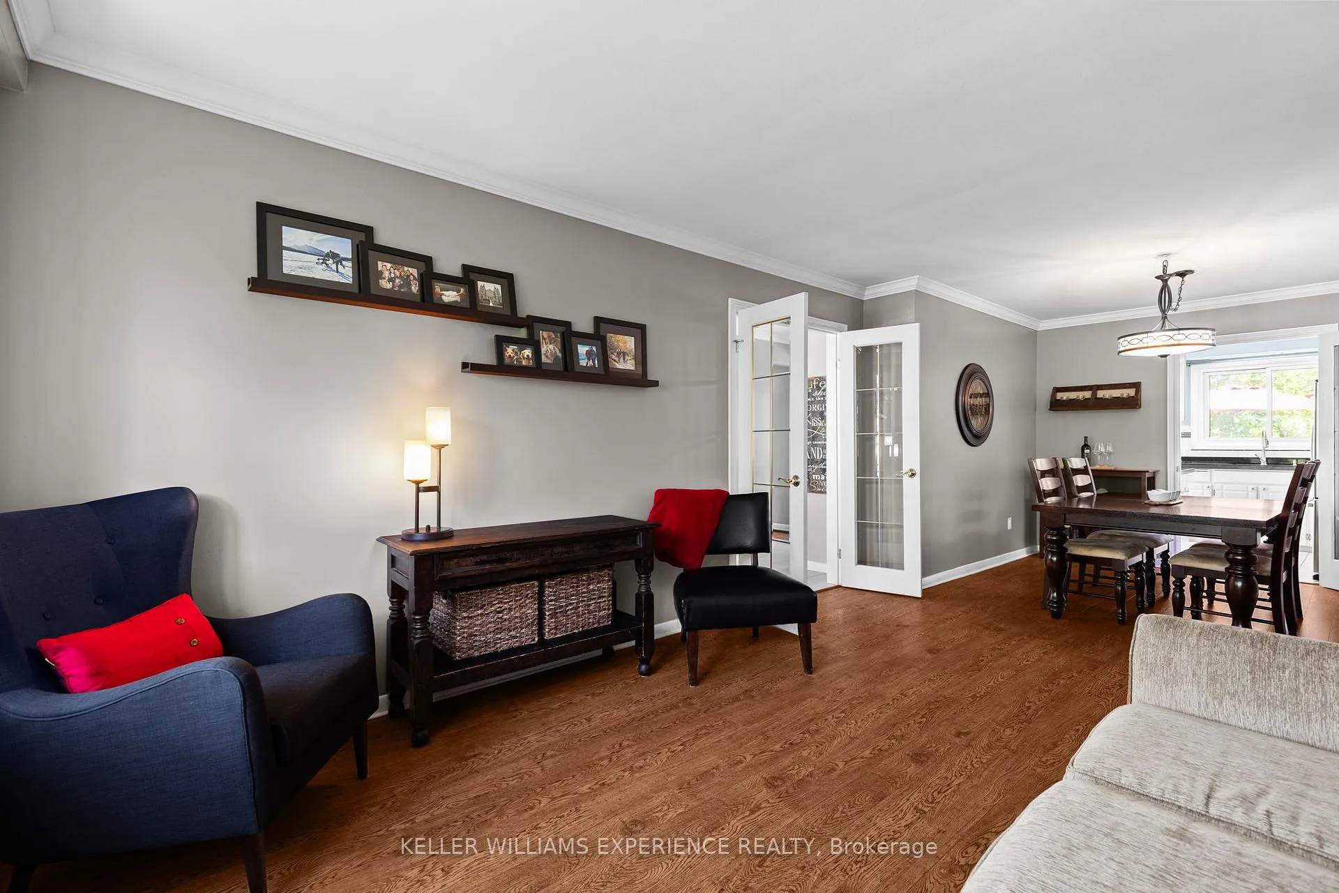 Photo 8 of 27 Ottaway Avenue, Barrie, Wellington — HOMEH