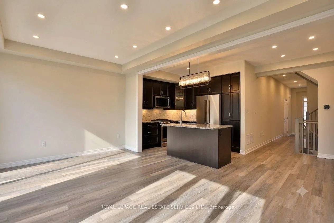 Photo 8 of Unit 42, 288 Glover Road, Hamilton, Fruitland — HOMEH