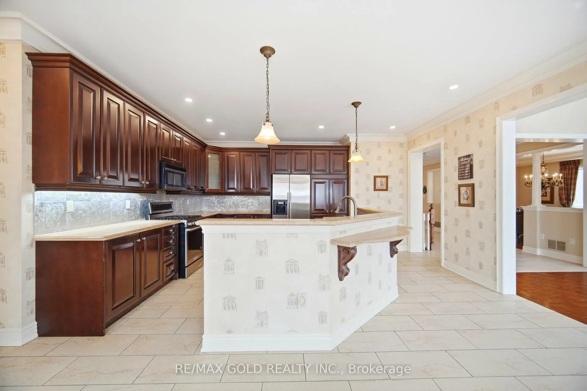 Photo 10 of 3 Valleycreek Drive, Brampton, Bram East — HOMEH
