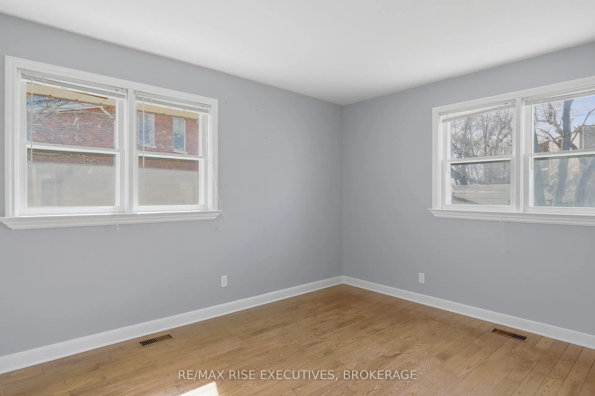 Photo 13 of 7 Benjamin Street, Belleville, Belleville Ward — HOMEH